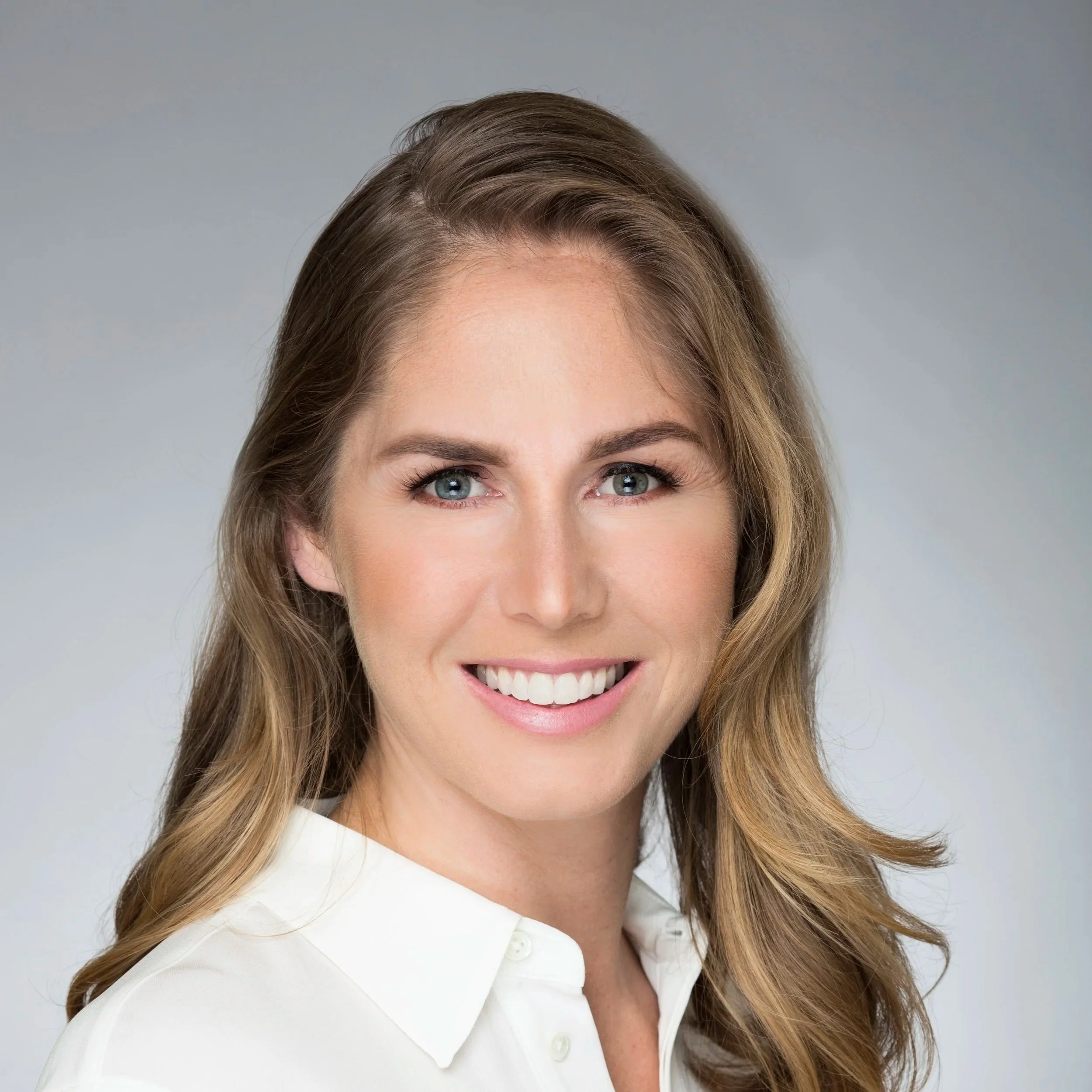 Ana Kuna, COMPASS Oahu Realtor, Military real estate agent and certified MRP Military relocation professional.