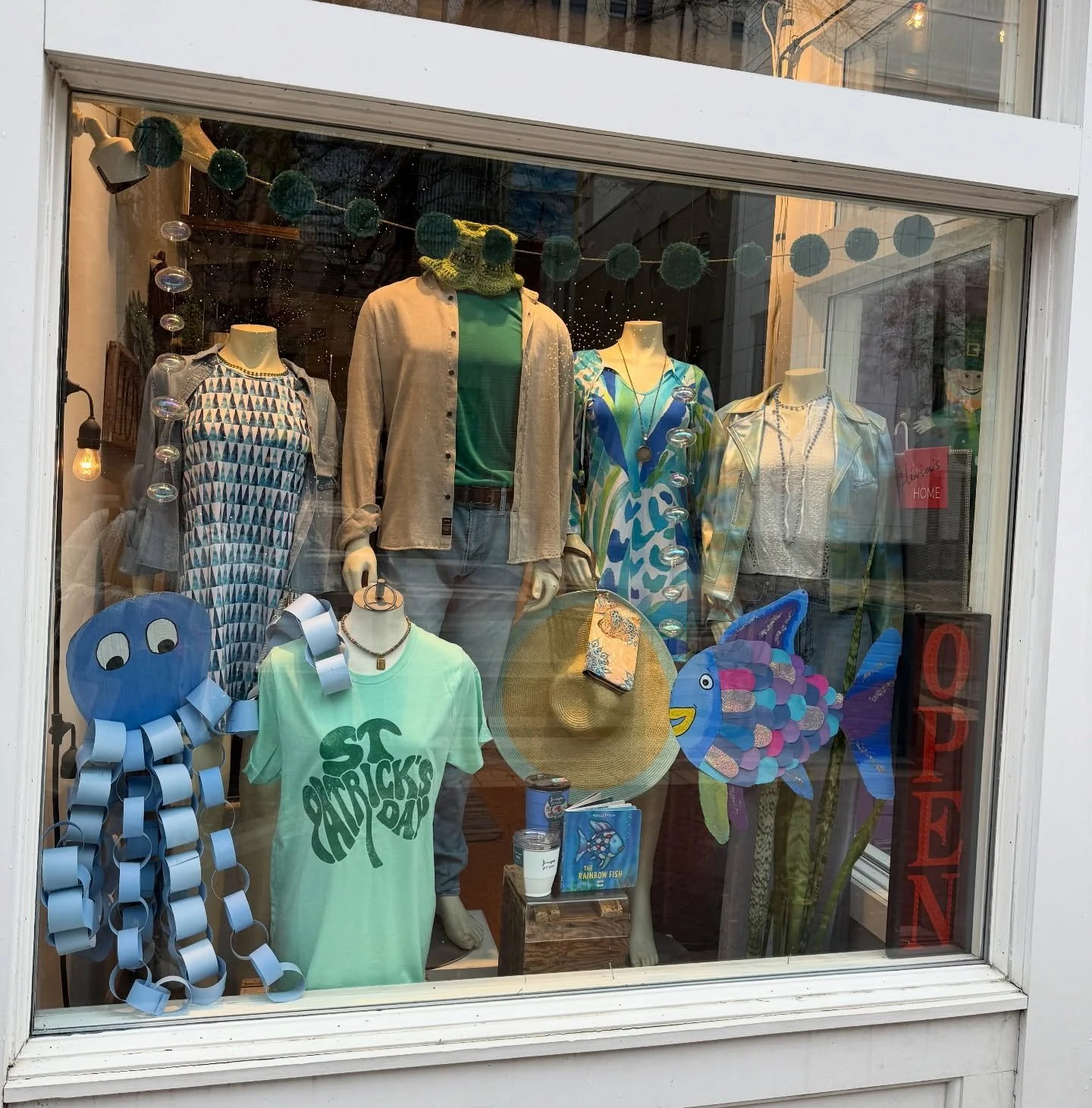 Looking for something fun for the whole family this Saturday? 🍀

Head to downtown Kalamazoo for a full day of St. Patrick&rsquo;s Day fun!

&bull; 11 AM &ndash; St. Patrick&rsquo;s Day Parade
&bull; 12:30&ndash;4 PM &ndash; Storybook Stroll: enjoy r