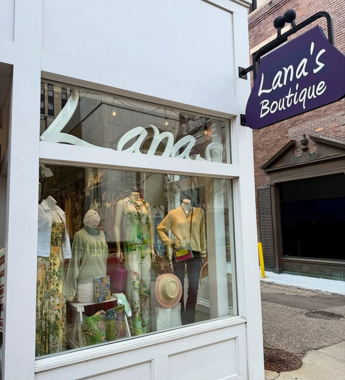 At Lana&rsquo;s Boutique, we want your shopping experience to be as easy and enjoyable as possible. The Epic Center Parking Ramp at 136 E South Street or the Kalamazoo Mall parking ramp at 130 Portage Street are the best places to park when visiting 
