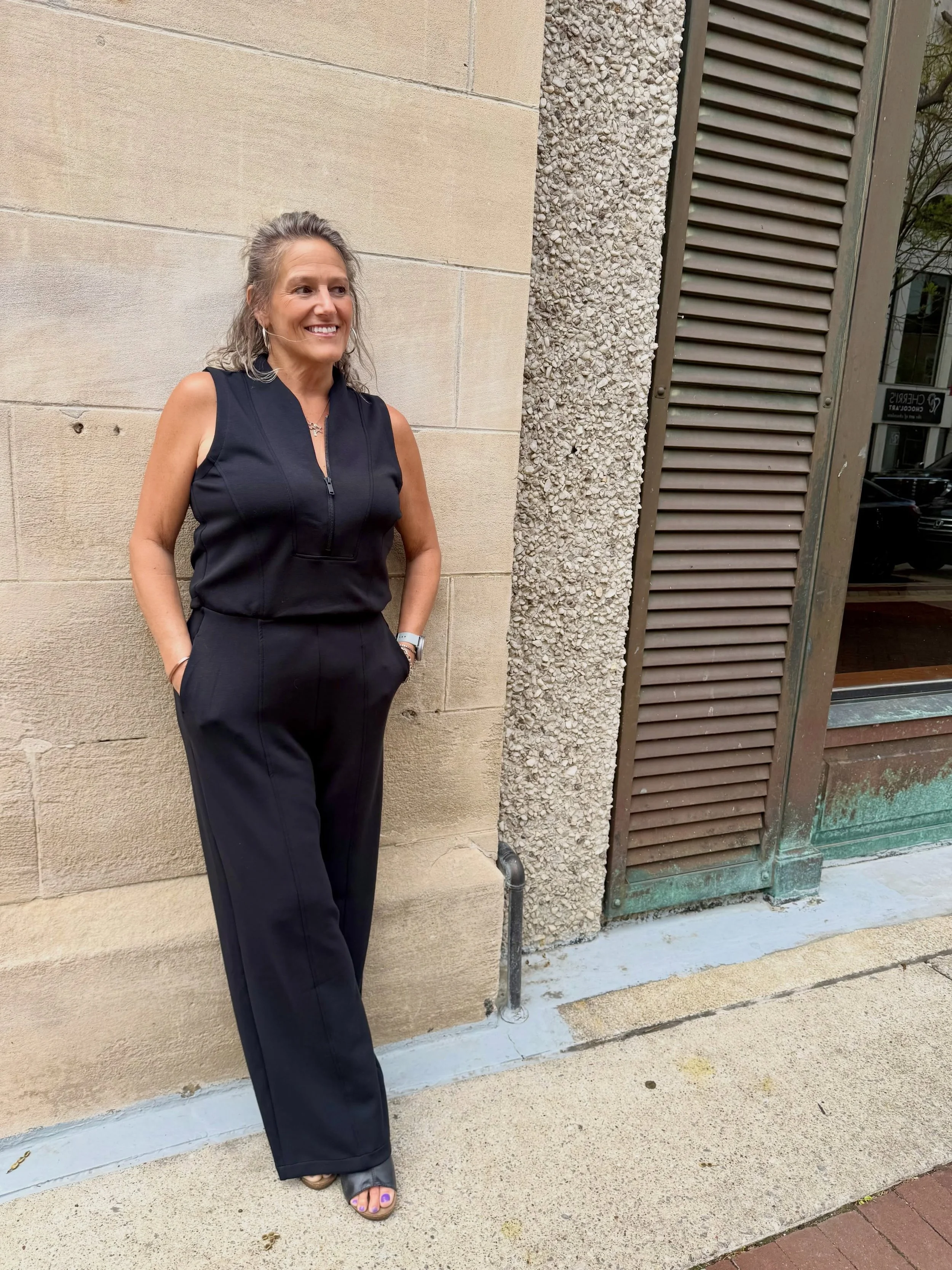 It&rsquo;s back!! Your favorite Spanx jumpsuit just restocked at both locations

#spanx #backinstock #boutiquestyle #shoplocal #musthavestyle