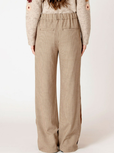 Houndstooth bottom back