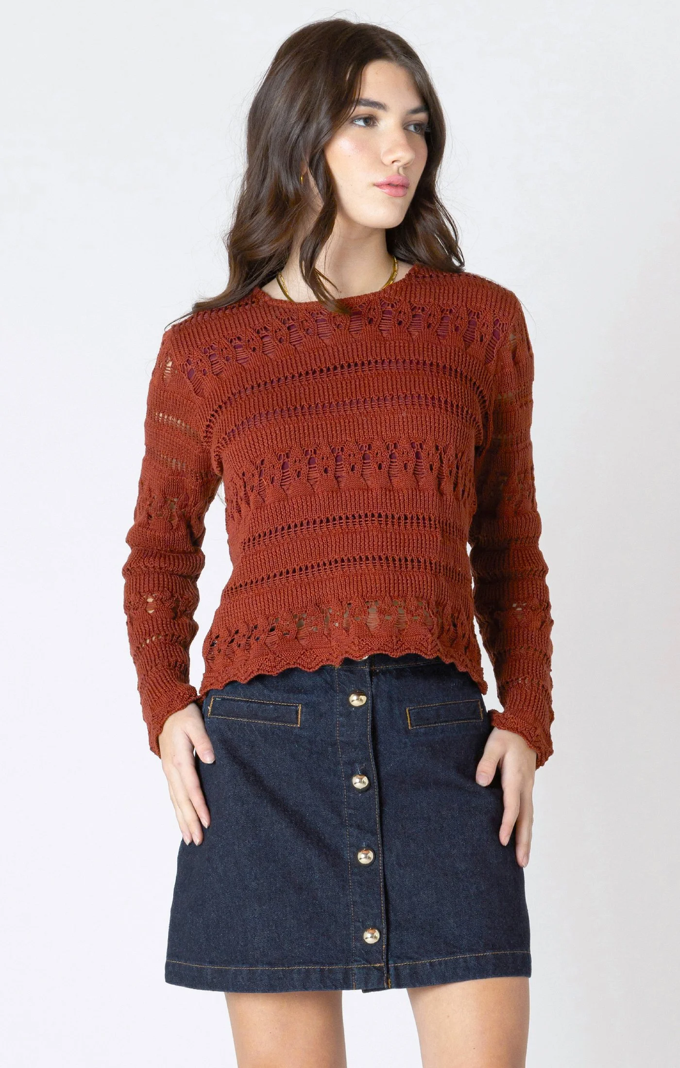 dex scallop hem crochet top front