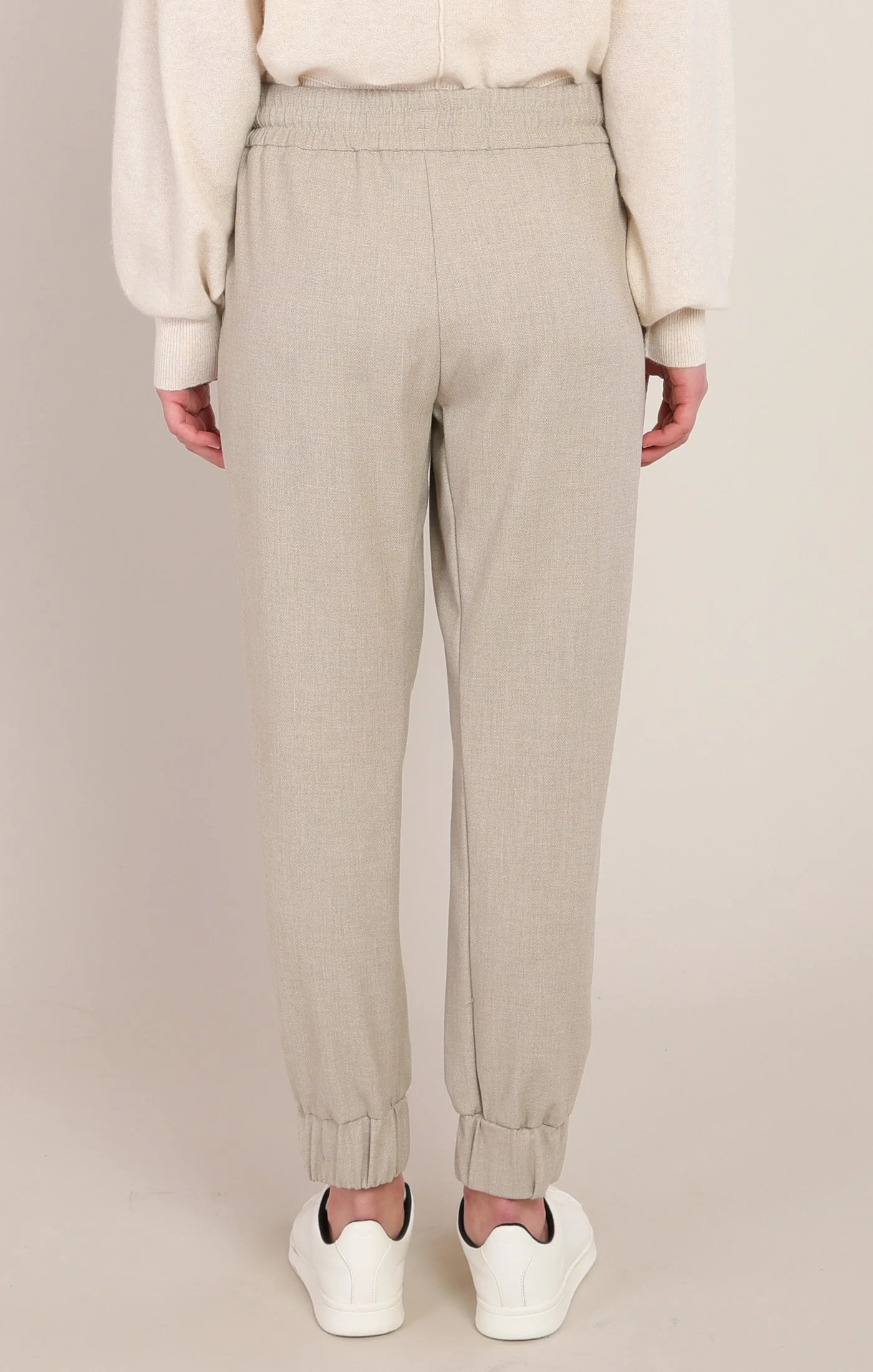 room 34 oatmeal pant back