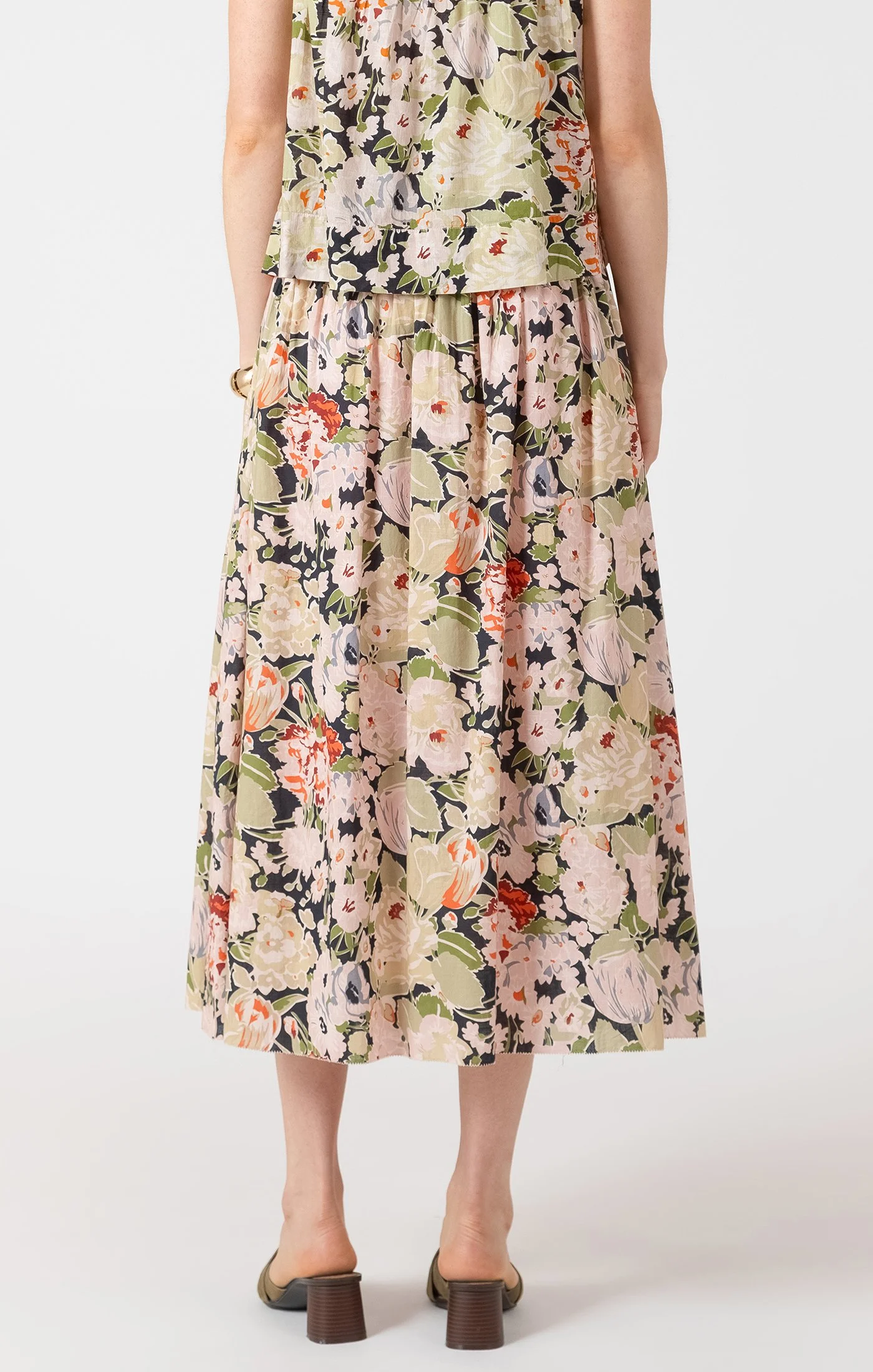 Dex vintage rose skirt back