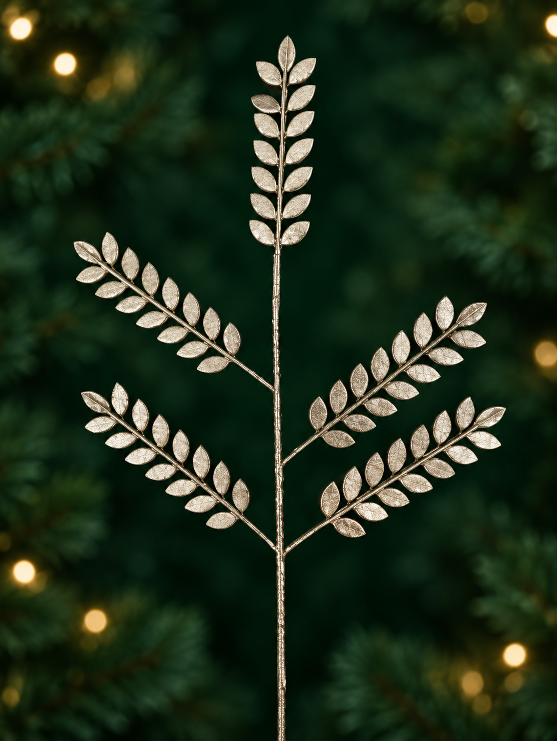 Champagne leaf spray on emerald green.png