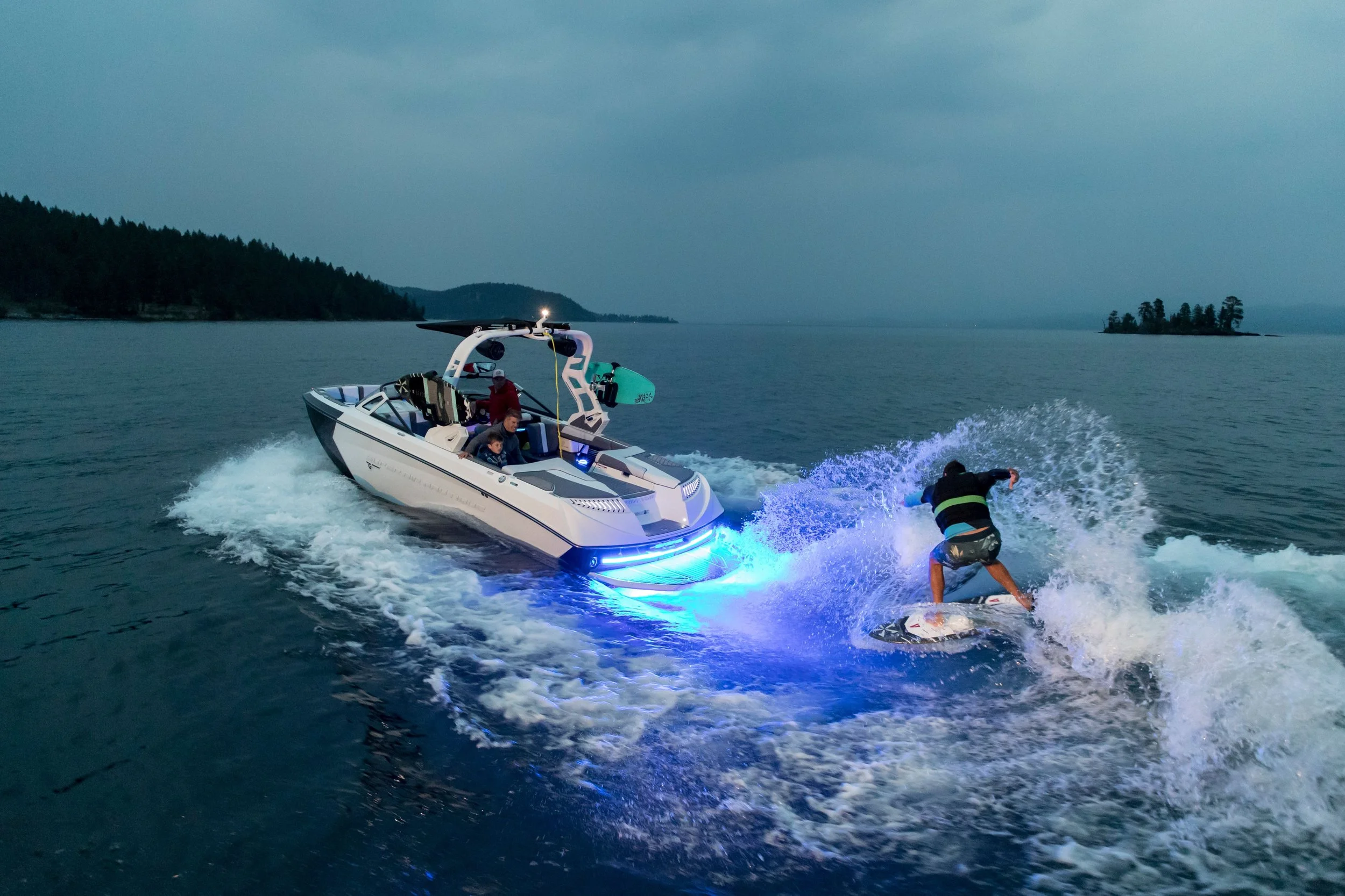 speedboat, jetski, boat repair
