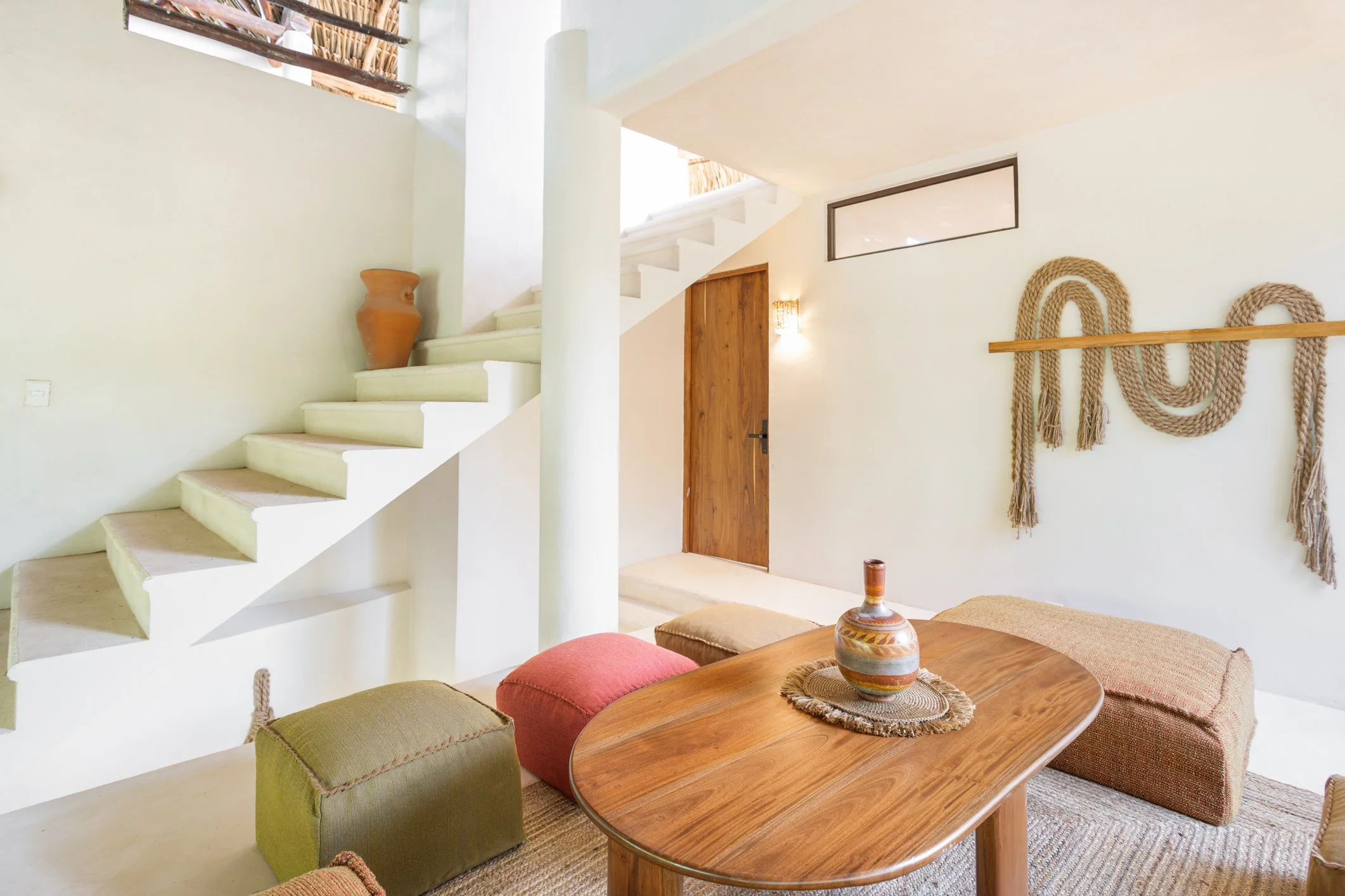 Entre Salon_ Middle Living Area.jpg