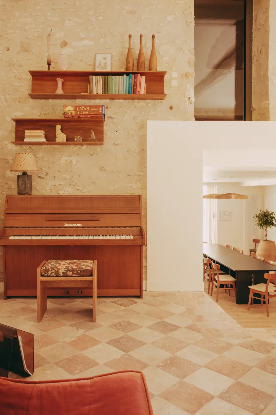 la source inside.webp