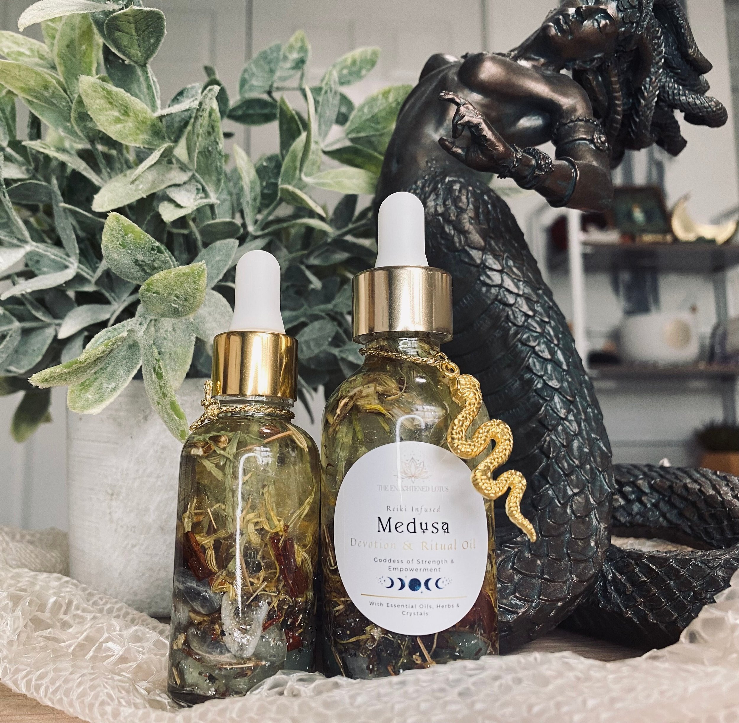 https://i.etsystatic.com/41890918/r/il/ea34fd/5831589166/il_fullxfull.5831589166_gk95.jpg