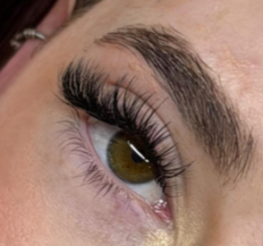 Volume lash extensions in Richmond VA at Extended Studio