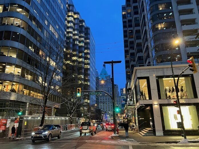 Step into the heartbeat of luxury on Alberni Street, Vancouver – where high-end fashion, fine dining, and vibrant city lights come alive. ✨ Let Veil Concierge guide your perfect night out, from chauffeur services to VIP dining experiences. #Vei