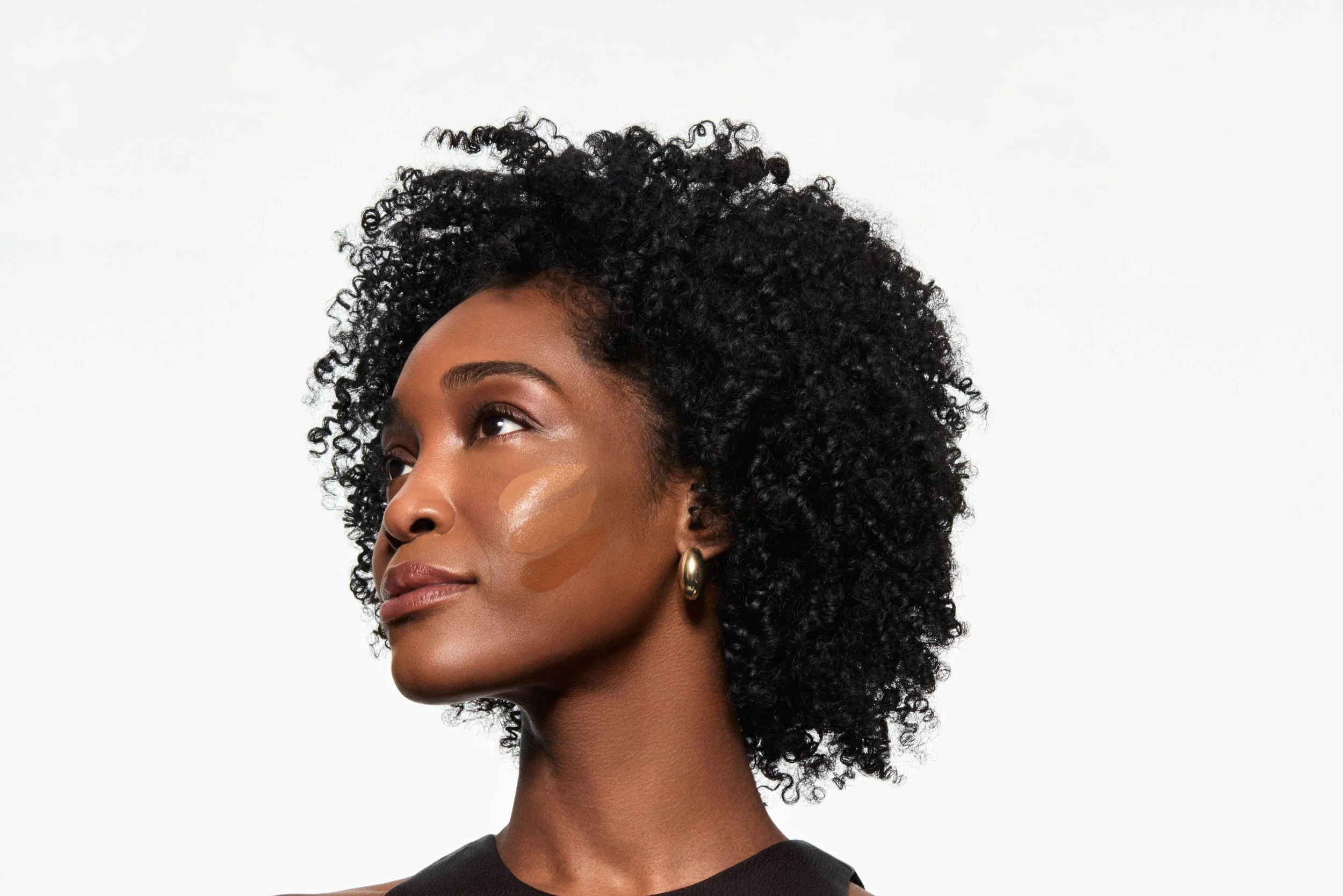 FL25_DIGITAL_BS_GTL_Flawless_Face_Carolla_064_R300_REL.jpg