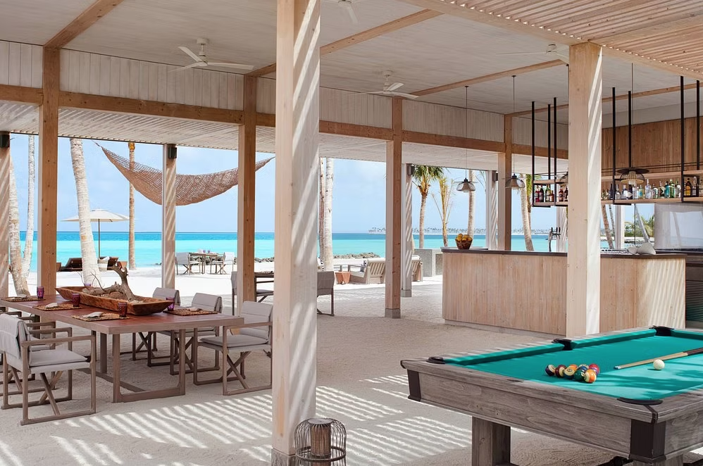 Work Logics | Ritz Carlton Maldives