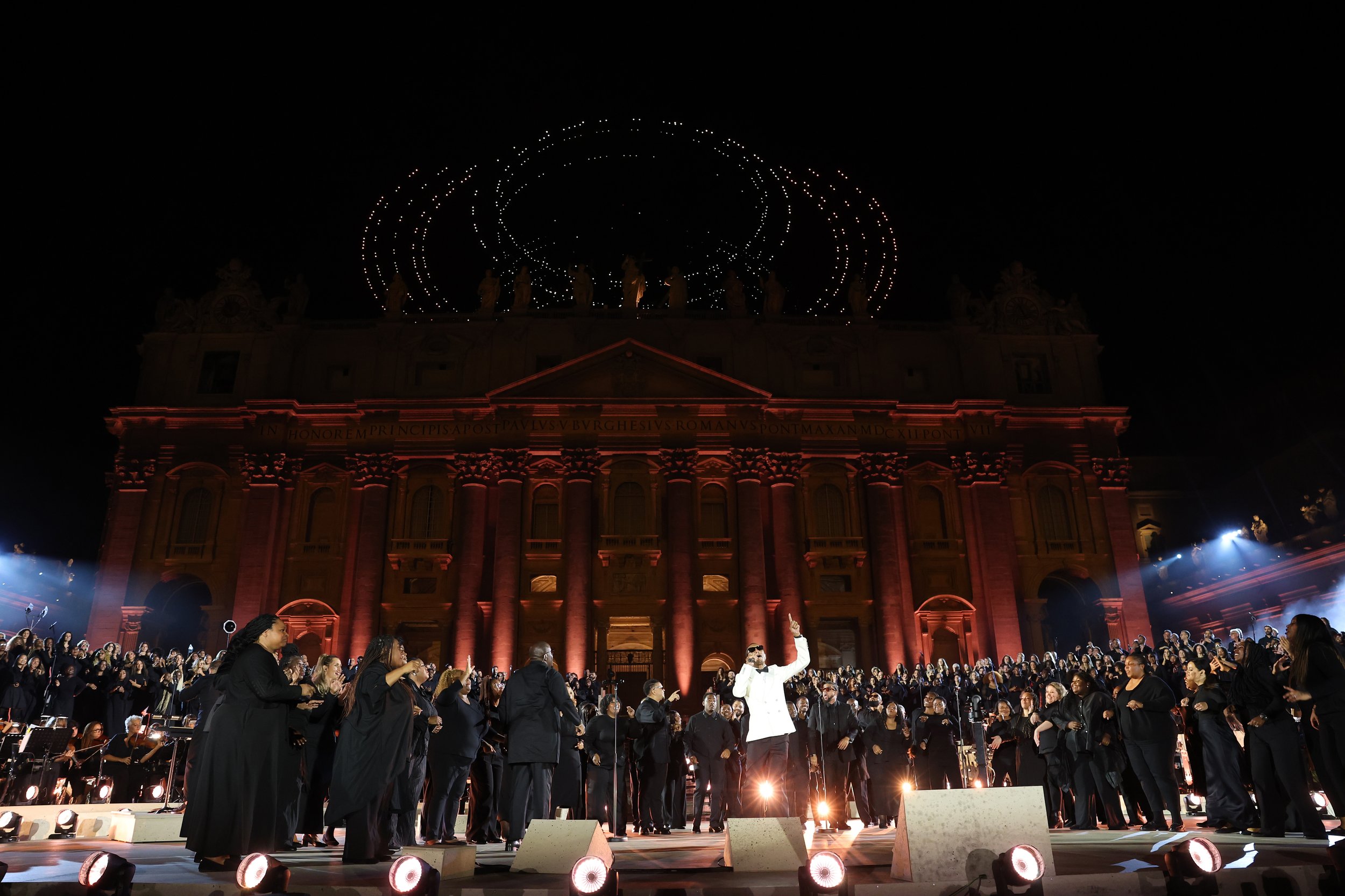 PHARRELL WILLIAMS_FINALE.jpg