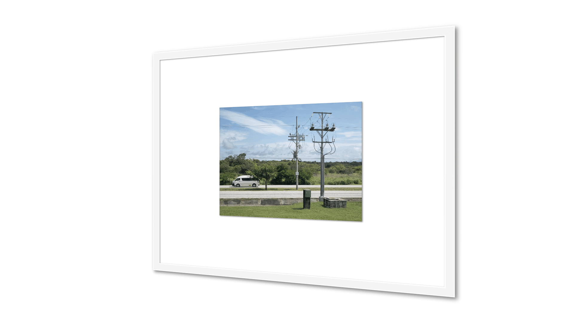 Anti reflection, anti-UV, and shatter resistant acrylic glass for high clarity and protection