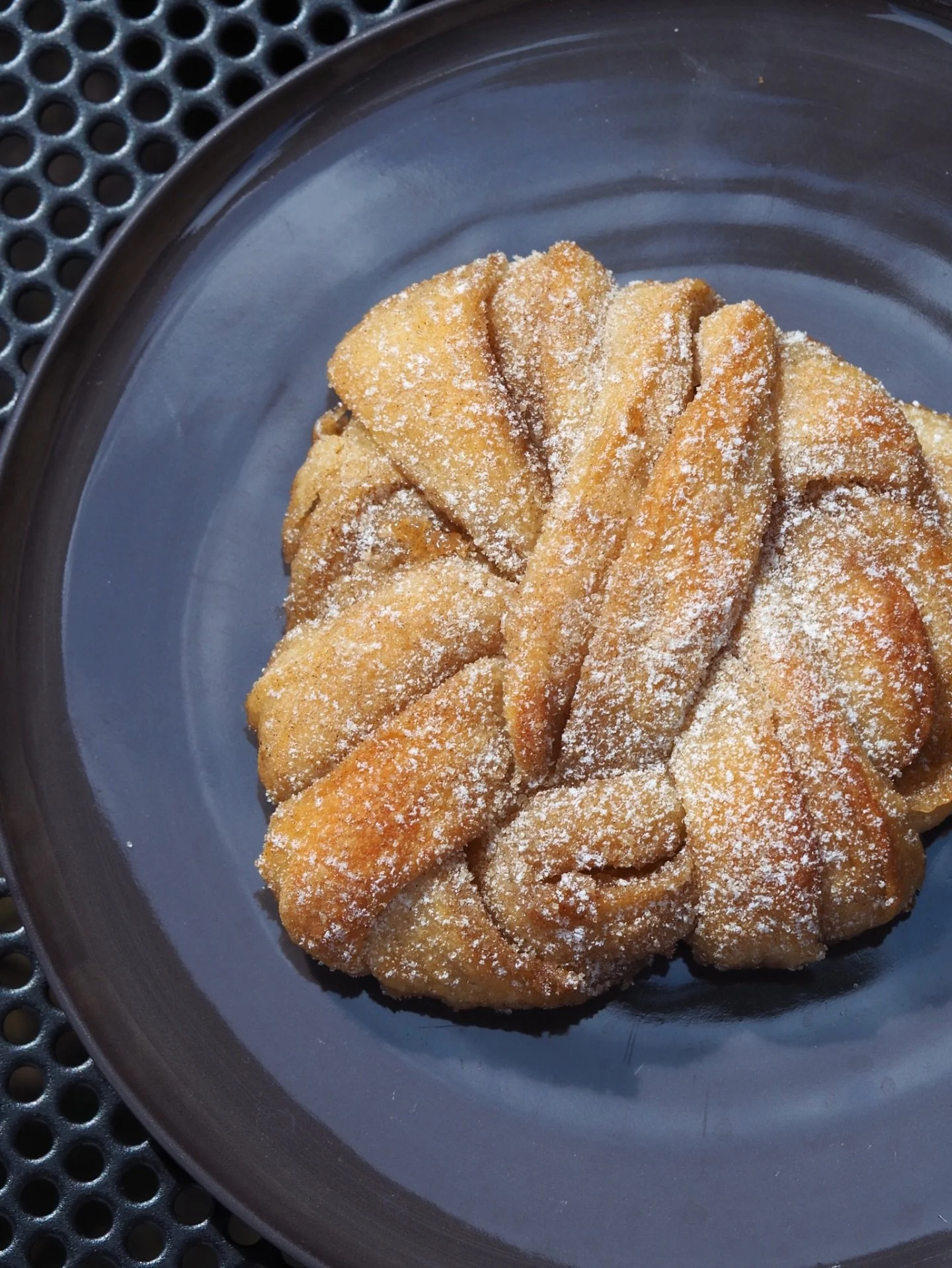 cardamom buns from our homemade sourdough made by our lovely @caroline_goellner. get yours every wednesday and be quick – they sell pretty fast.