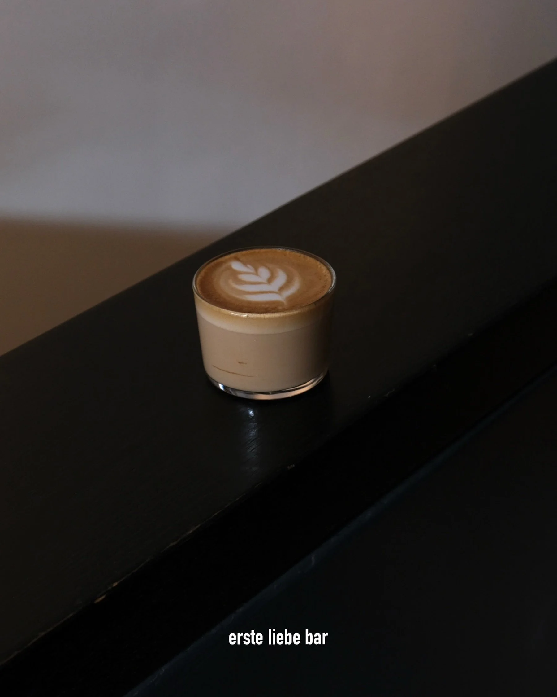 flat white 

picture by @byhannahclara