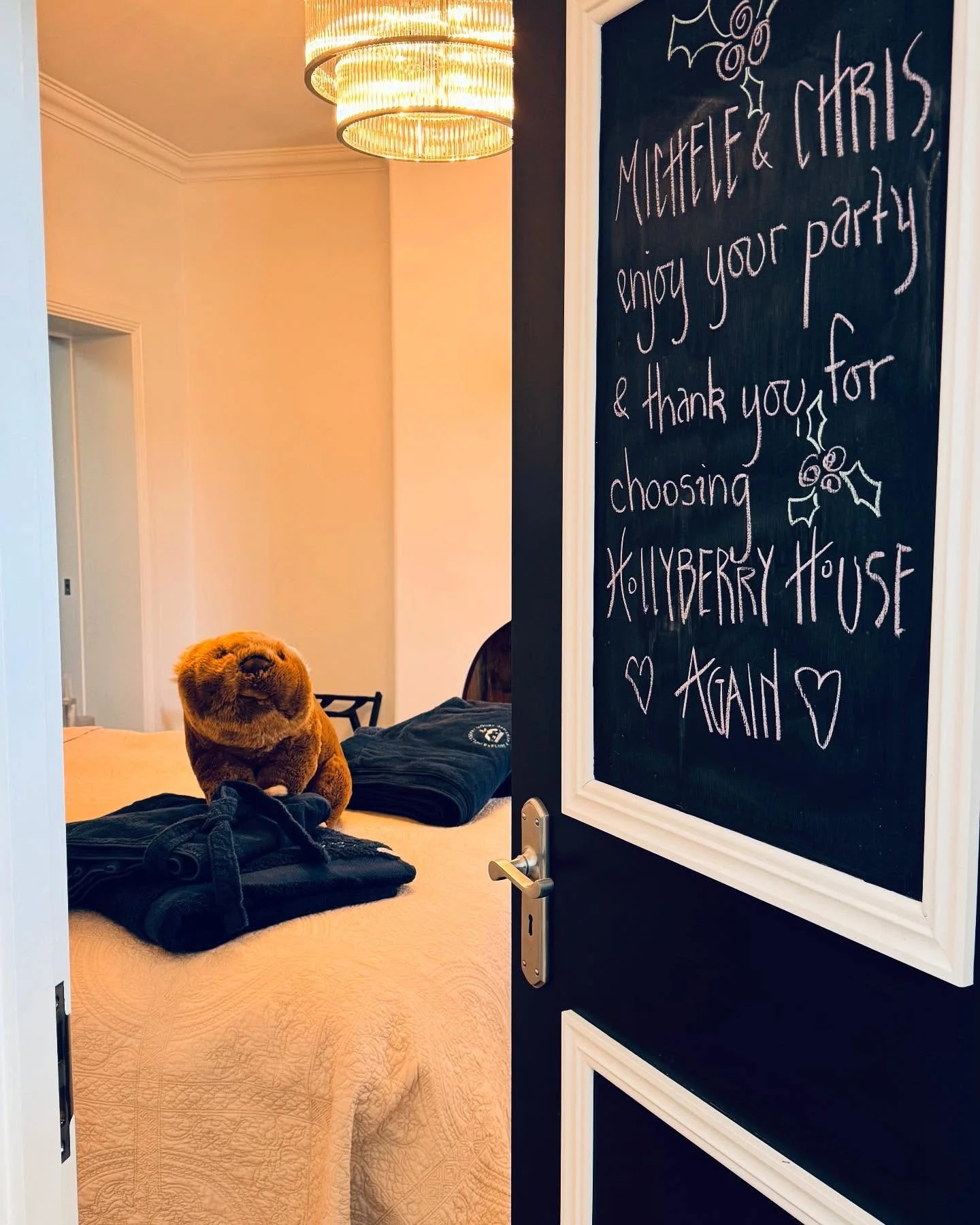 Local families love choosing Hollyberry House for their most cherished celebrations from birthdays and baby showers to anniversaries and reunions. With its warm, welcoming atmosphere and attention to every detail, it&rsquo;s the perfect setting for m