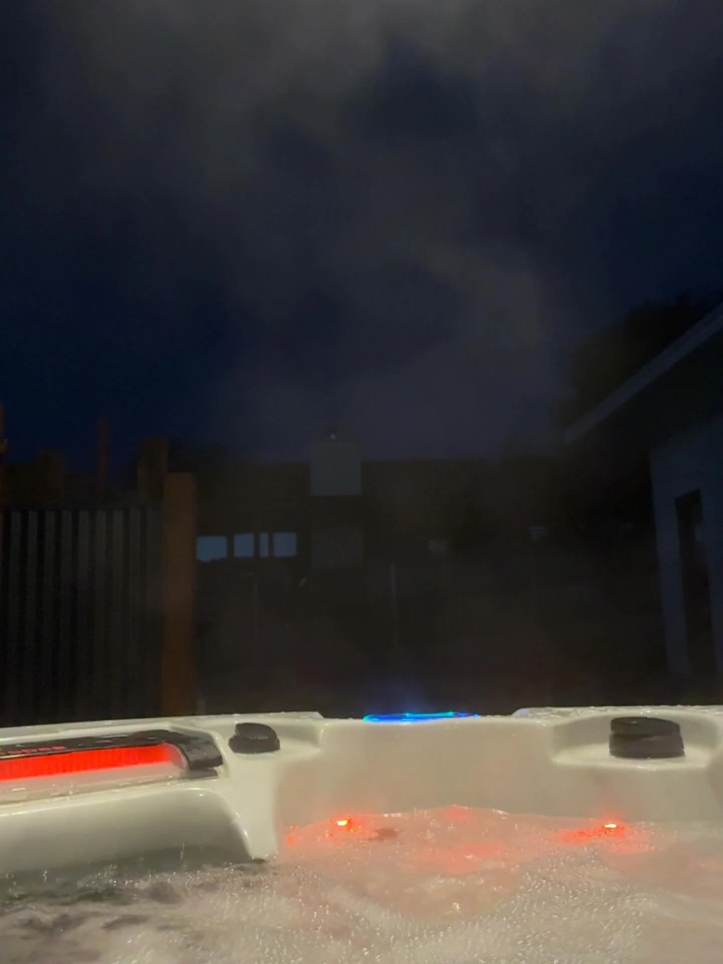 Where stress evaporates into the night air.&rdquo; ♨️ #hollyberryhousebnb #cooma #snowymountains #hottub #rest #soak #destinationsnowymountains #destinationnsw #nswtourism 📷 @lovejordilexi12