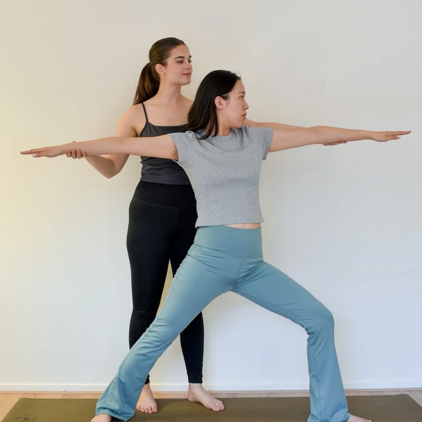 Not every yoga pose has to be about relaxation. Sometimes yoga is about building strength and cultivating confidence. Warrior poses are great for developing strength, focus and a sense of empowerment. 💪🏼

Swipe to discover the psychological benefit