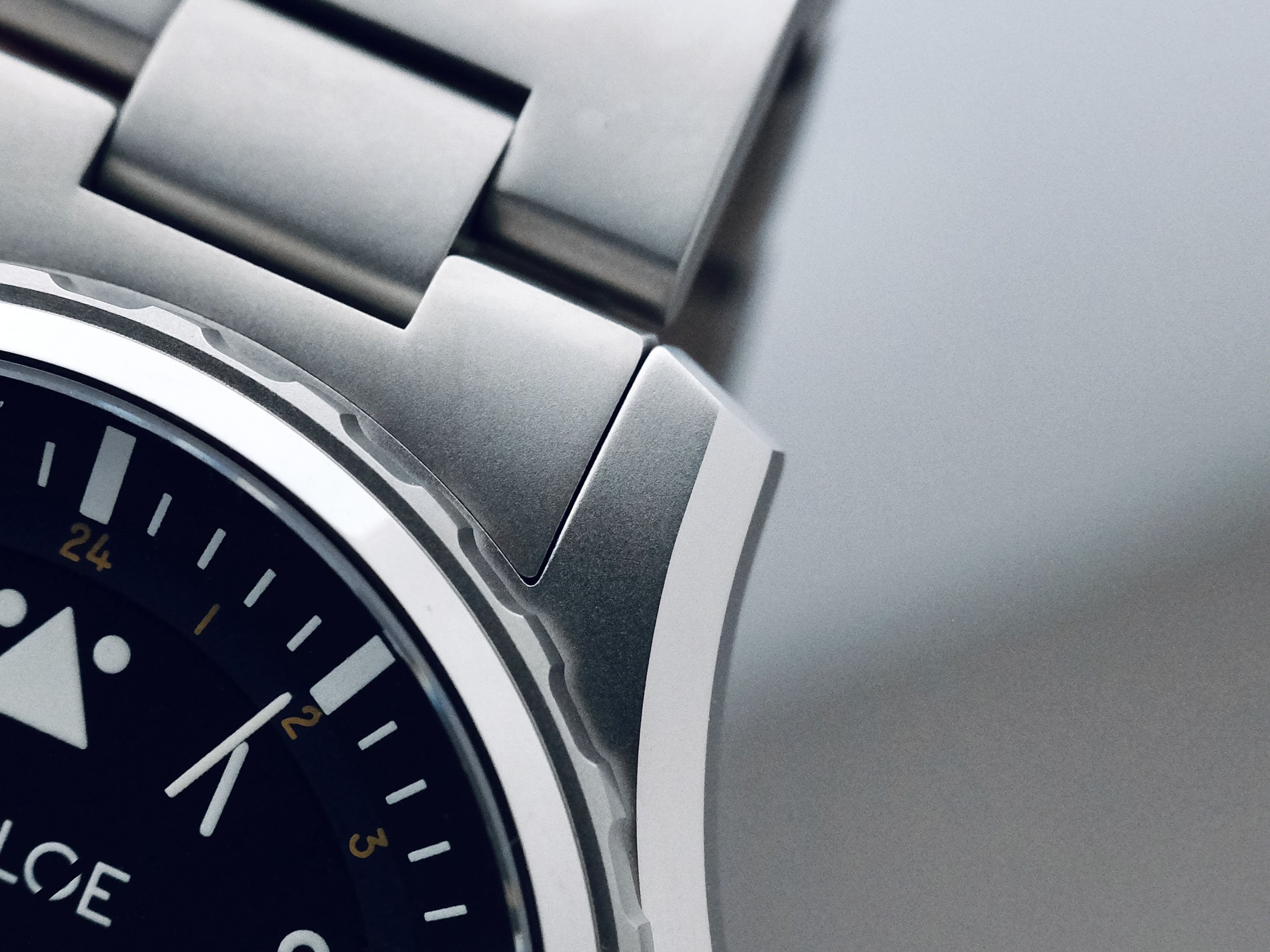 Marloe SkySplitter Jestream_Pilot Watch_Miyota 9075_Mainspring Watch Magazine_Review_Live Shots_26.jpg