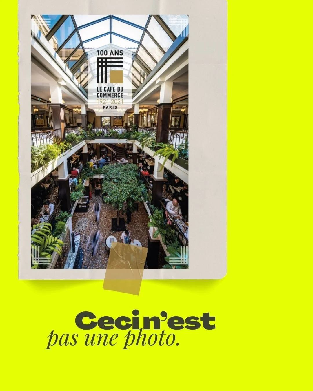 Un lieu embl&eacute;matique ne se photographie pas au hasard.
Il se lit.
Il se structure.
Il se met en syst&egrave;me.
Pour le Caf&eacute; du Commerce, l&rsquo;enjeu n&rsquo;&eacute;tait pas seulement de produire de belles images.
C&rsquo;&eacute;tai