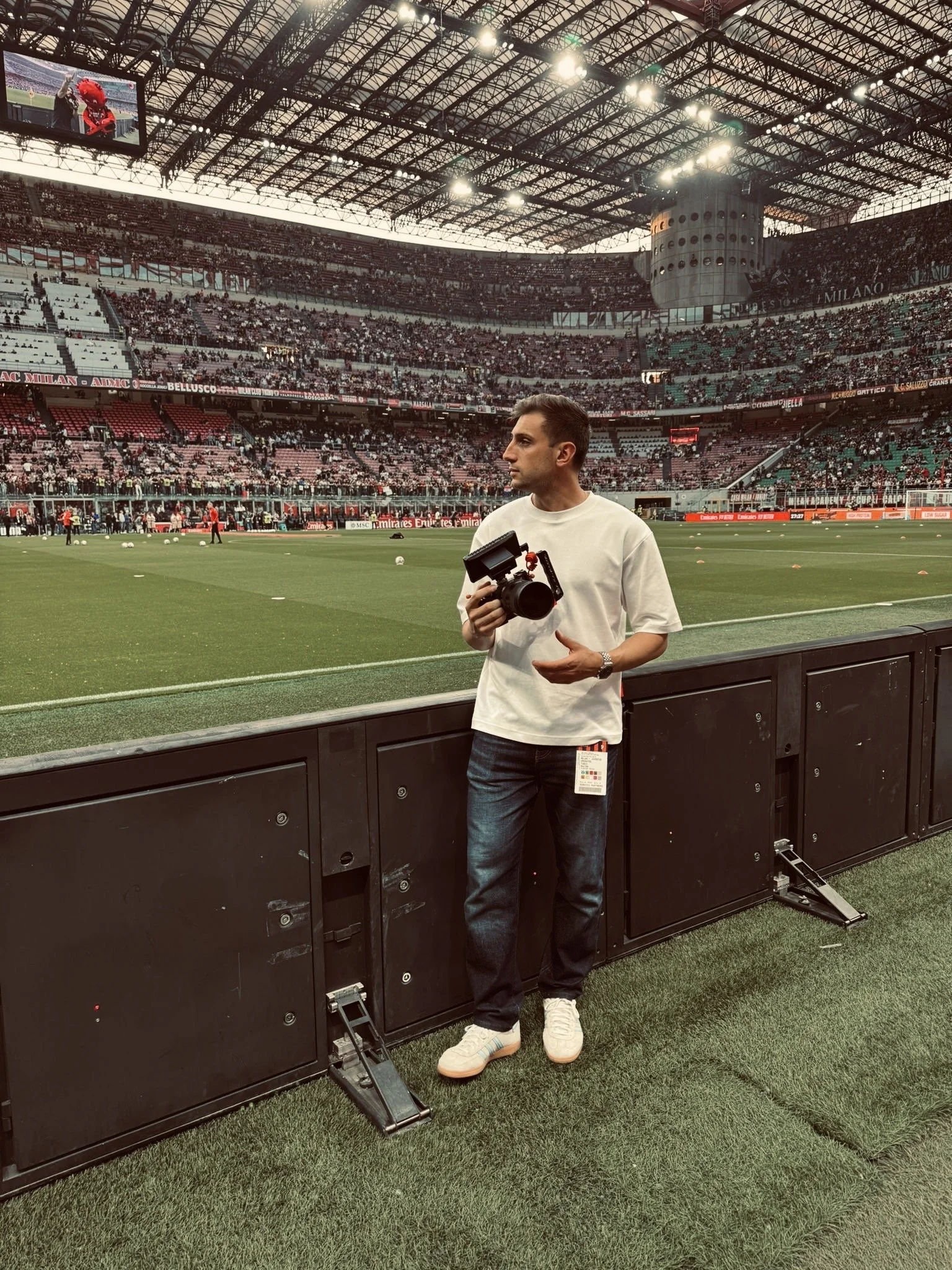 SanSiro_Pitchside.jpg