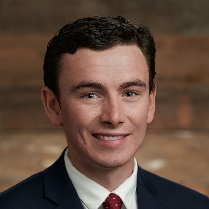 Headshot_Thomas_Detillion (1).jpg