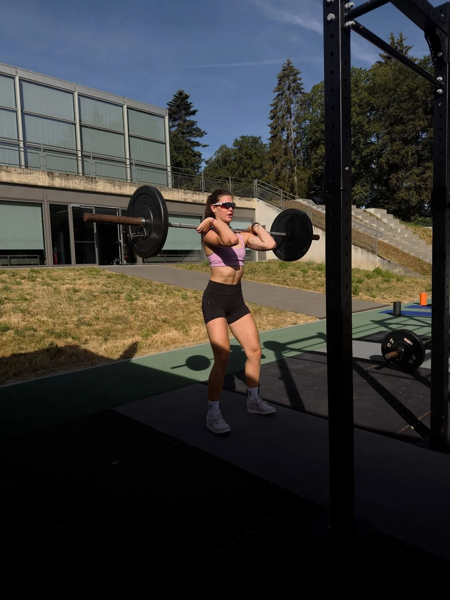 After two weeks of skiing, back lifting. Week 14/18 at @armee.ch_sport