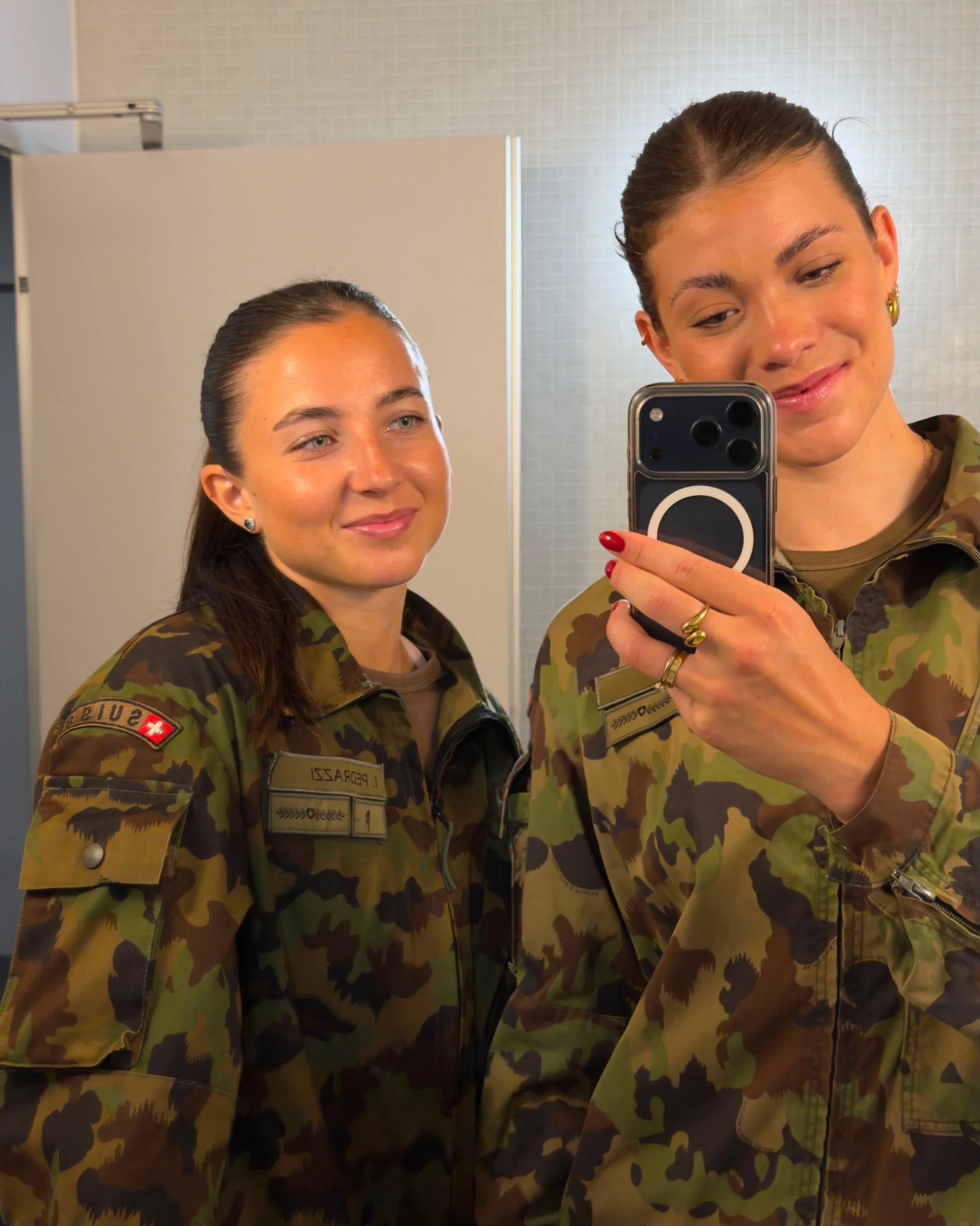 A little appreciation post for @armee.ch_sport thank you for the great time, the amazing opportunity, all the memories and thanks to my teammates and friends for making this experience even more memorable🫶🏼 

some weeks of military and a lot of wor