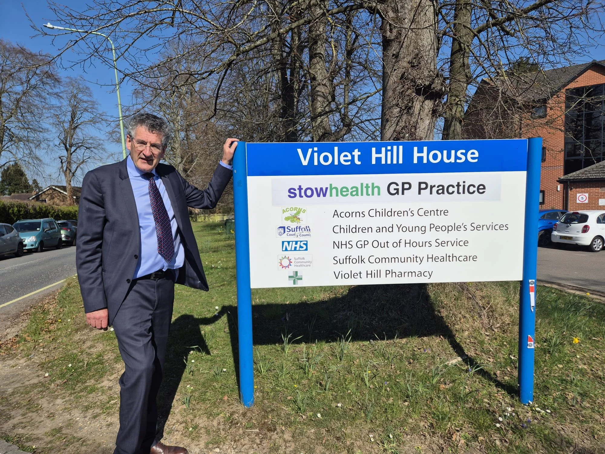 Skip the 8am Rush with New NHS Online Forms