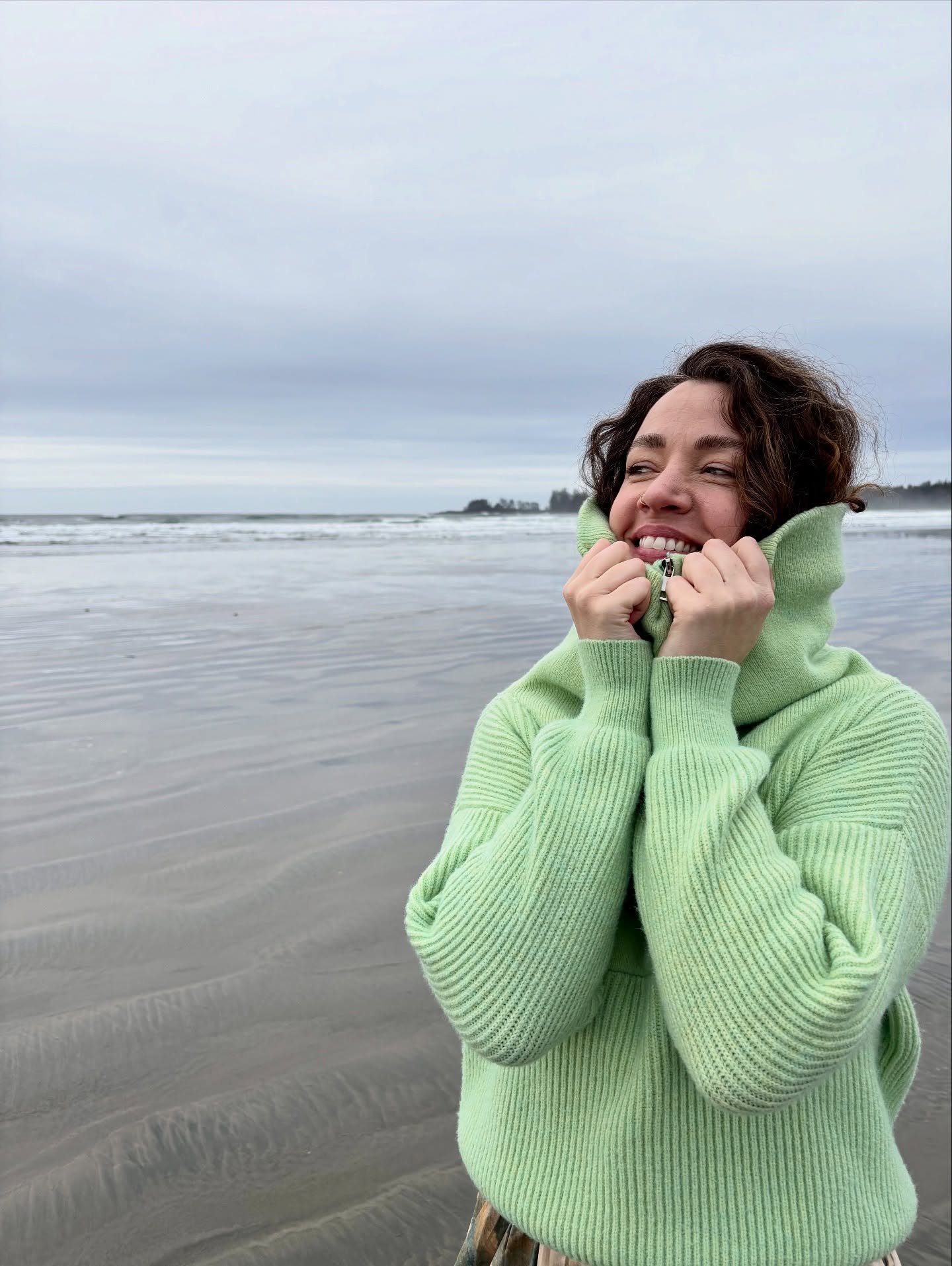 Who is the better model? 👉🏻