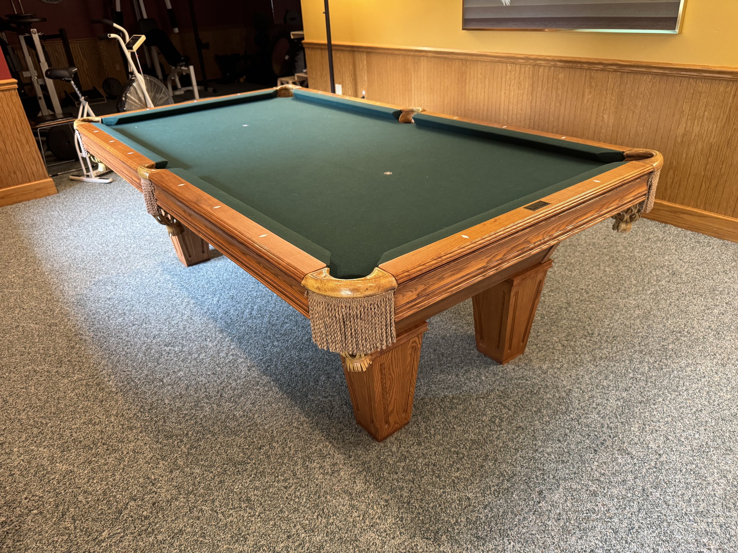 8' Brunswick Brookstone.jpeg