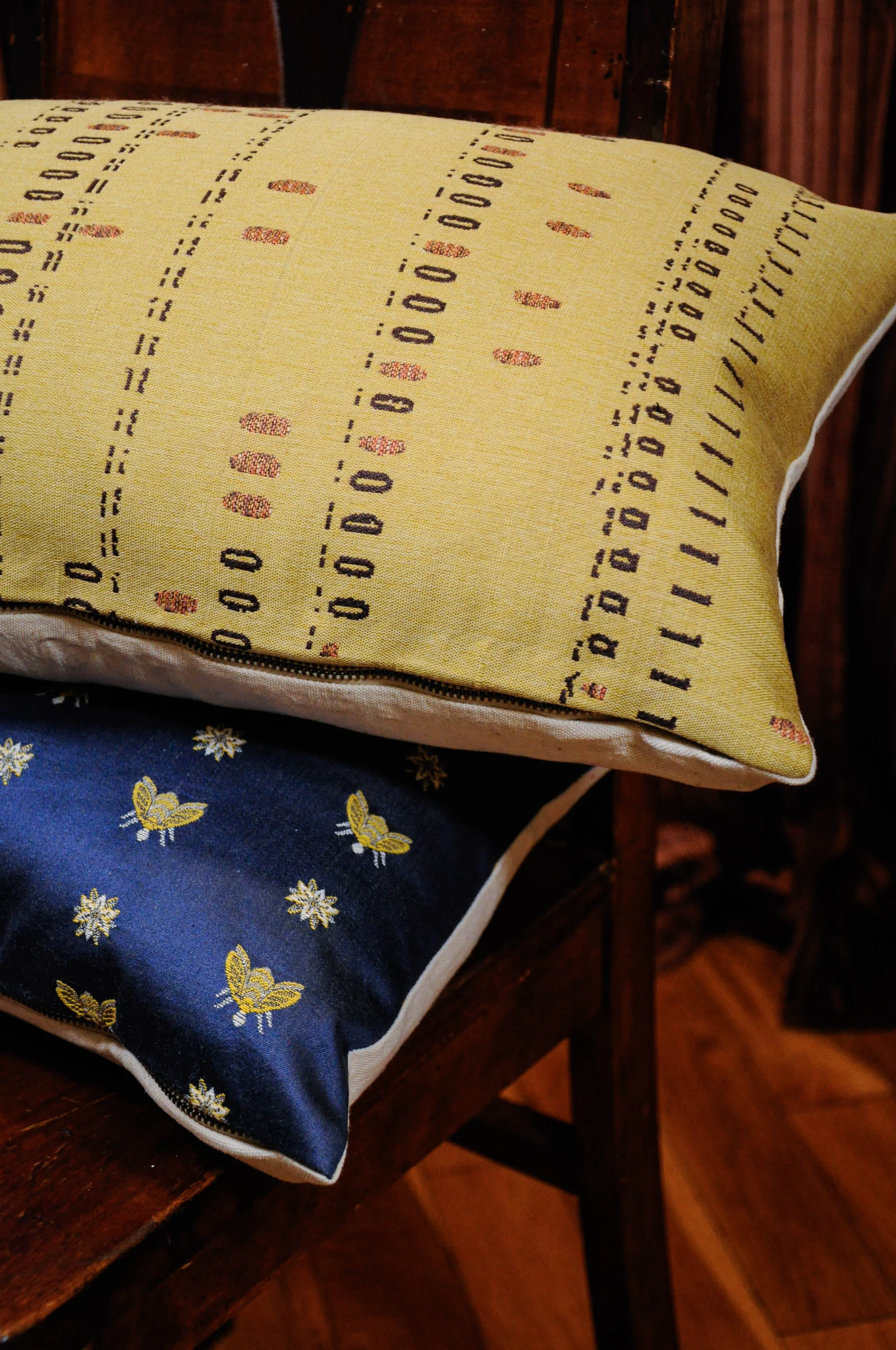 Lumbar Pillow Cover (12"x20")