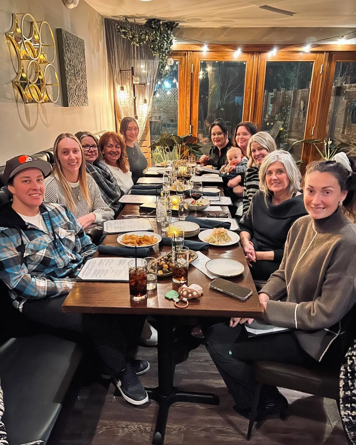 Last night #TeamArnolds celebrated the retirement of one of our very own!  Dawn(ski) has been a source of sunshine in the Arnold&rsquo;s office for the past 8 years. ☀️💕 From offering exceptional customer service, to patient training to new team mem