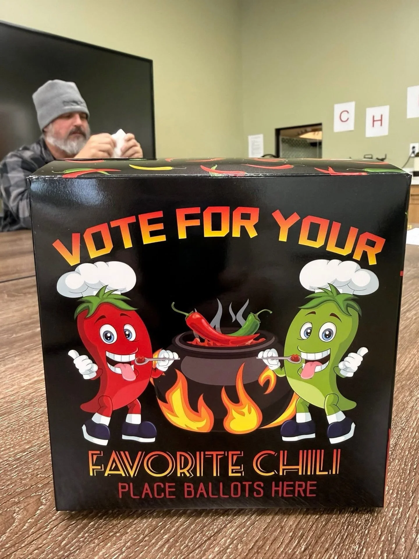 Another day, another chance to Eat!!🌶️👍😂 #teamarnolds chili cook off!!! Everyone was a winner 🏆 #officelife #chilicookoff #healthycompetition