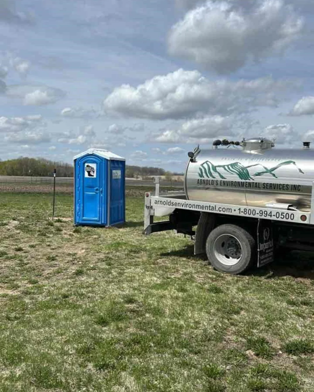POV: you're the most underrated thing at the job site, event, or wedding... until they need you.

 #PortableRestrooms #wedding #weddingseason #fyp #teamarnolds #Wisconsin #WisconsinBusiness #OzaukeeCounty #ThereIsADifference