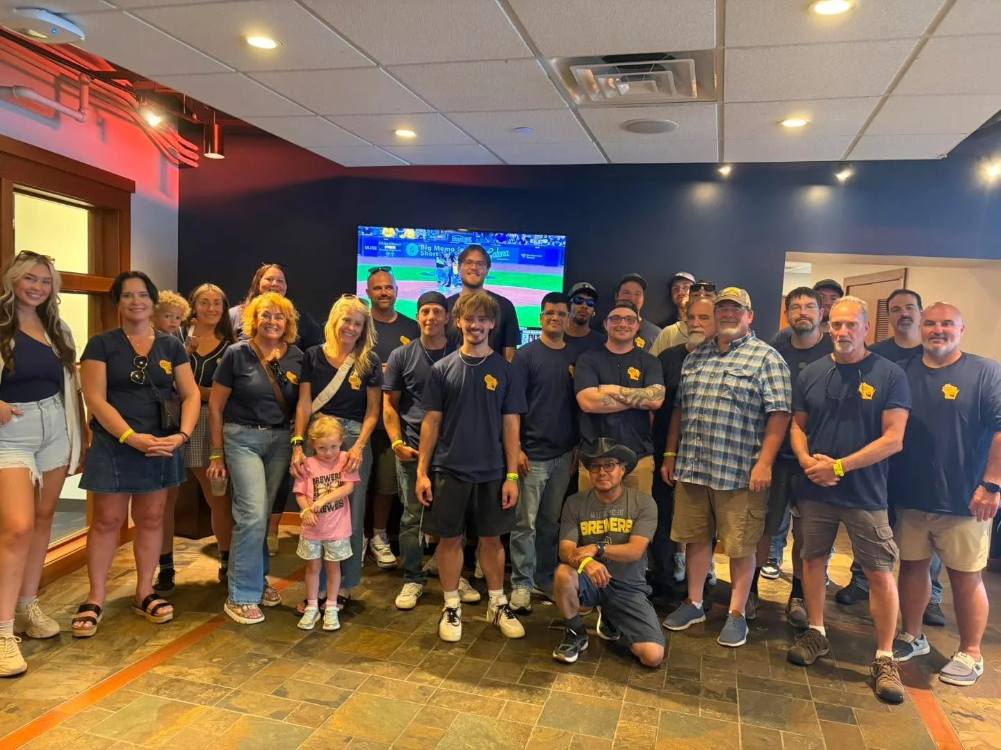A great day at the ballpark with Team Arnold&rsquo;s! ⚾️

This weekend, we headed to American Family Field for our Brewers outing and had a great time spending the day together outside of work.

The team was easy to spot in our Arnold&rsquo;s game da