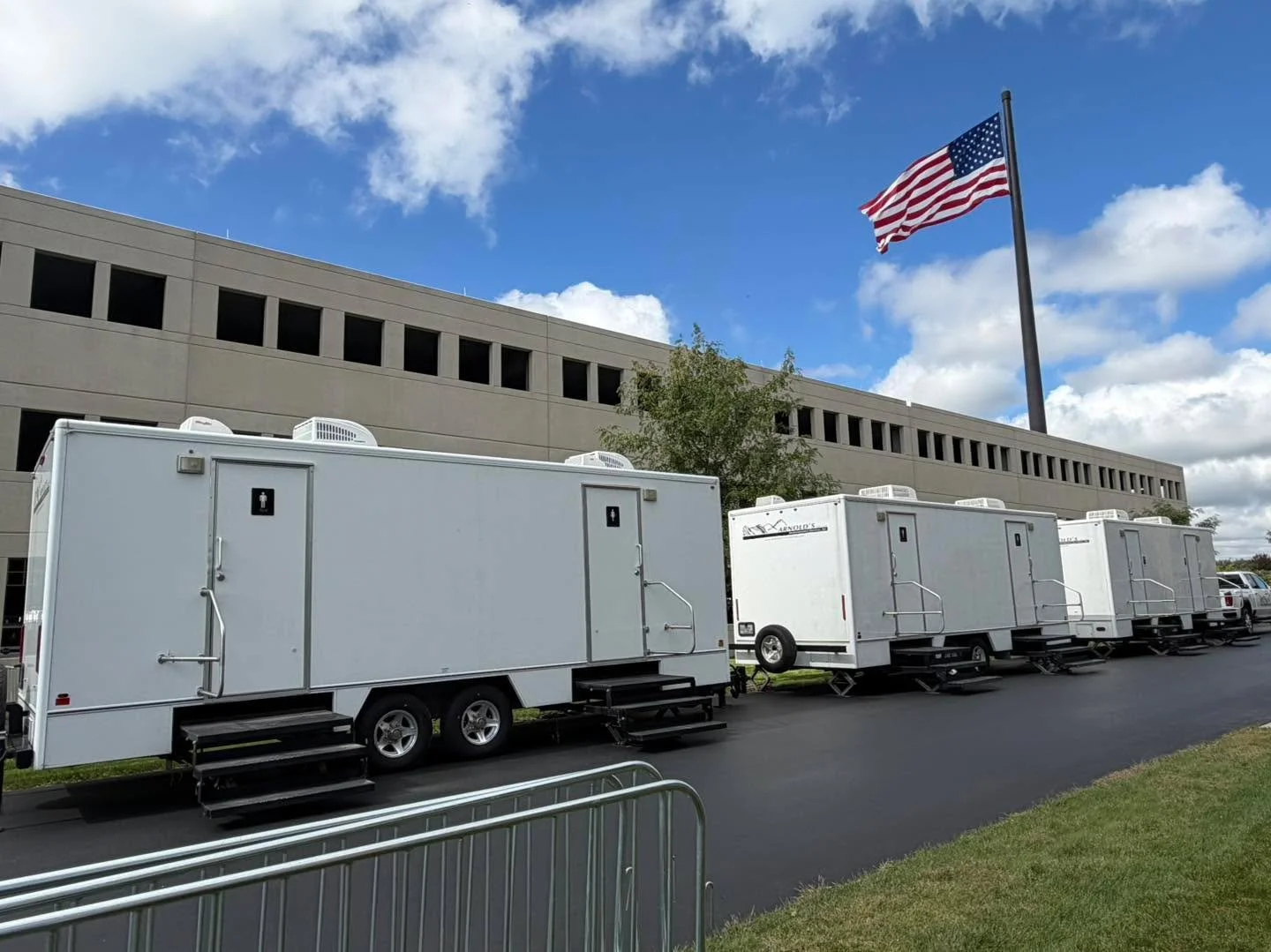 A look back at one of our September events at Acuity Insurance!

Team Arnold&rsquo;s was back in Sheboygan with our luxury restroom trailers for one of Acuity&rsquo;s summer events. 

We always appreciate the opportunity to support events like this a