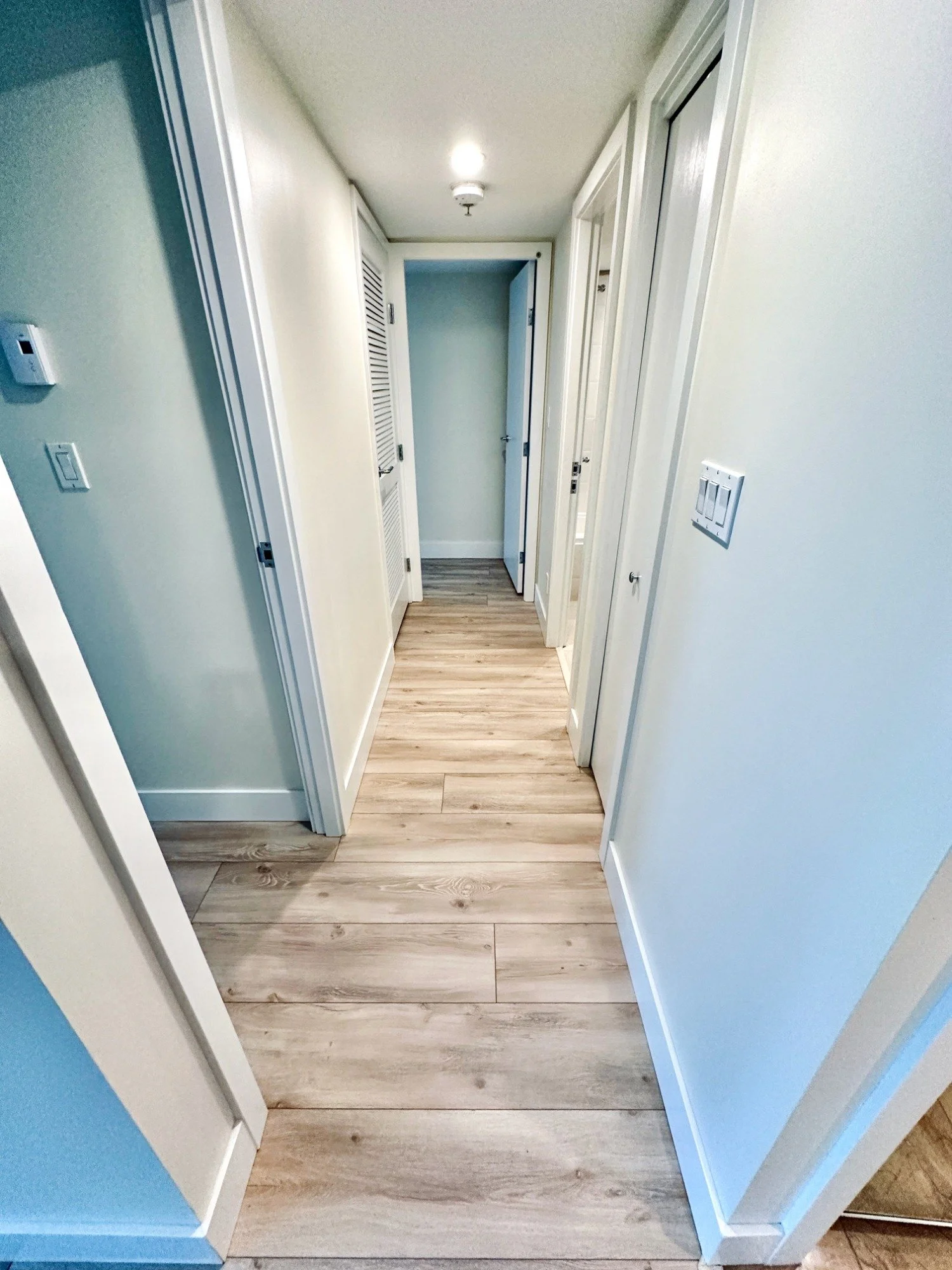 Painters North Vancouver- Detailed Painter House Painting