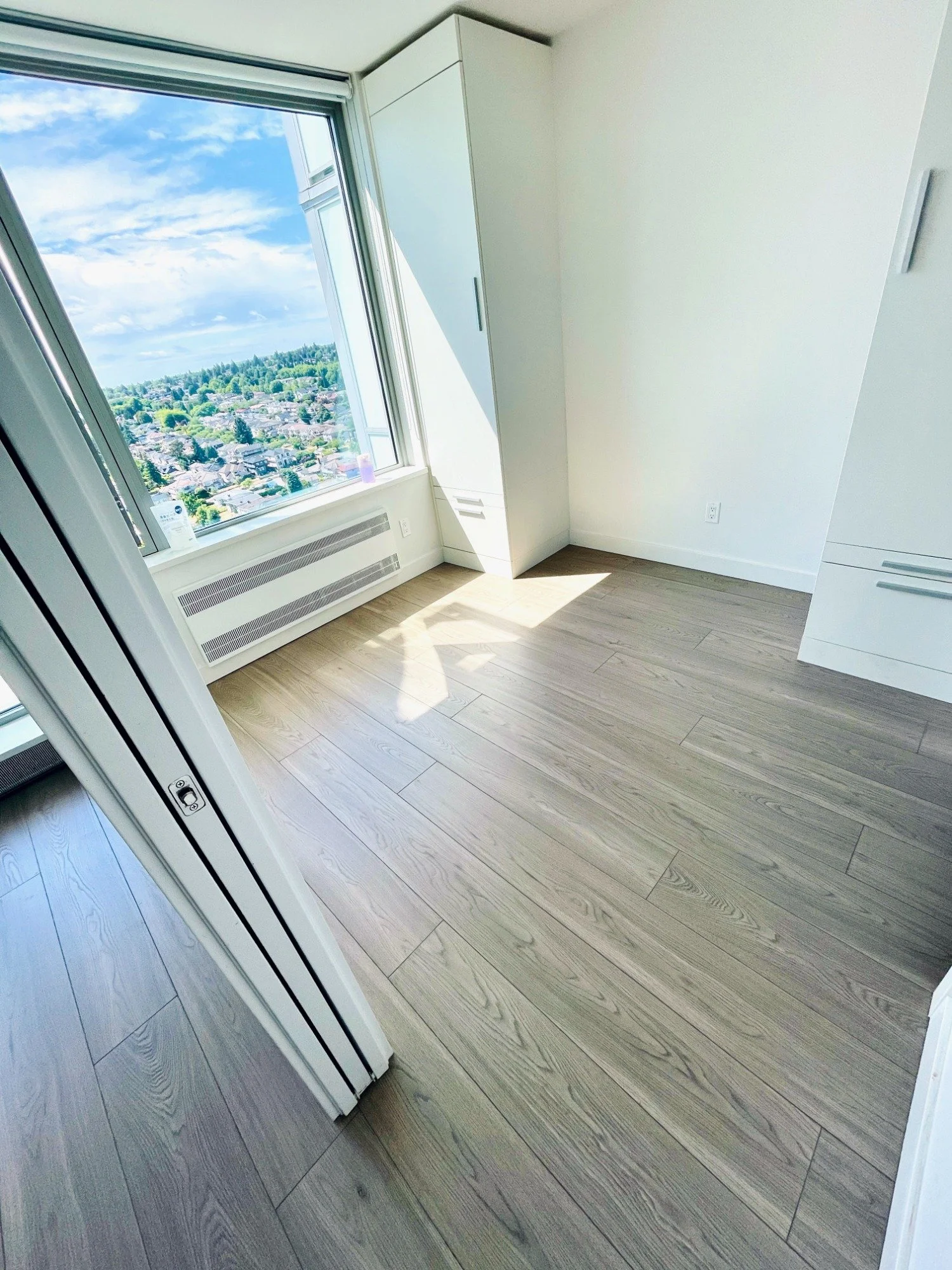 Detailed Painters Coquitlam- Apartment Suite Painting