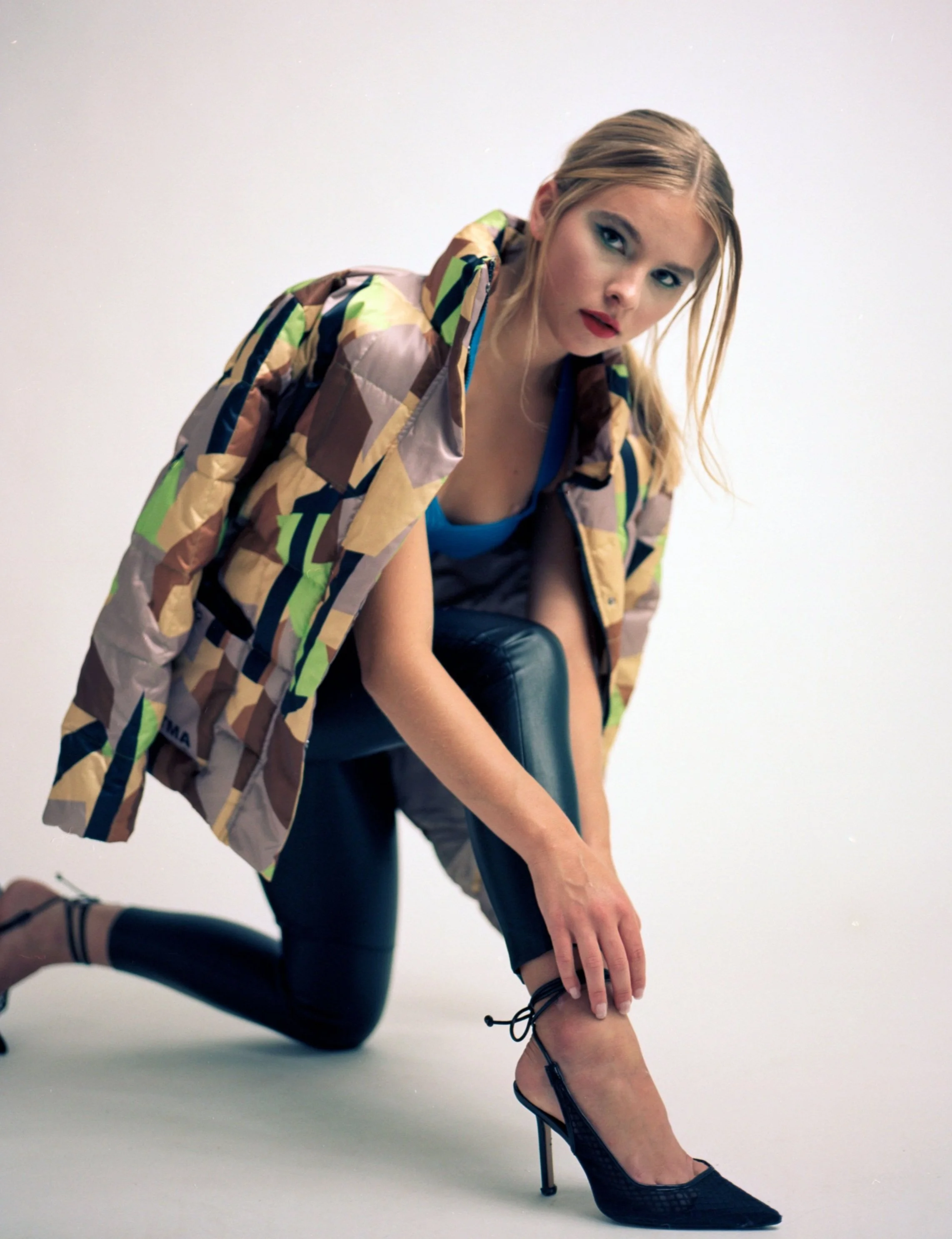 MUTMA+Down+Jacket_Portra+160_K_12-min.jpg