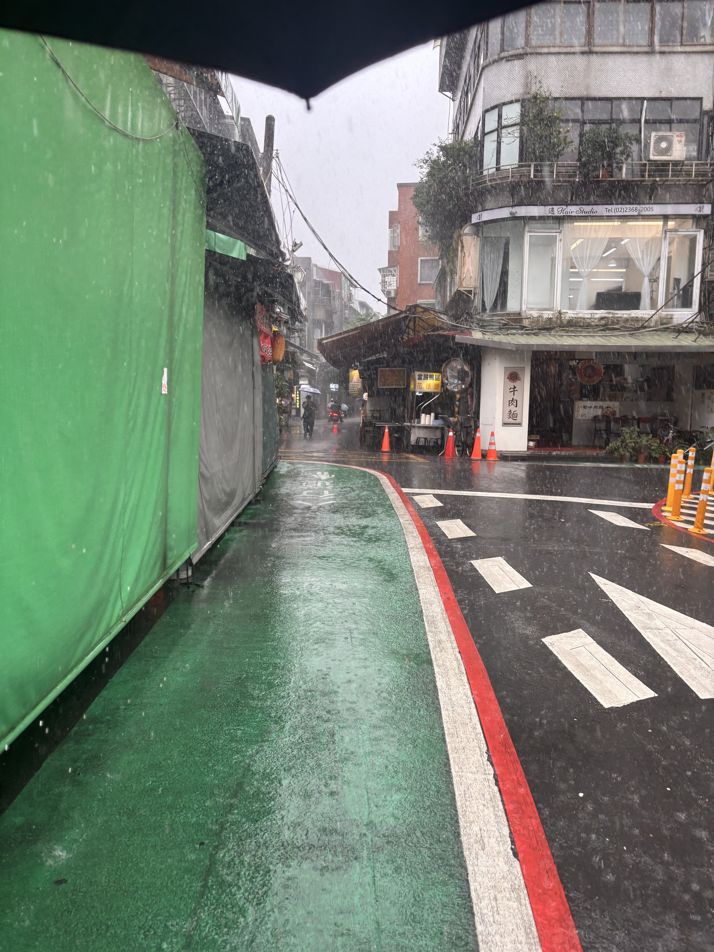 pouring in taiwan