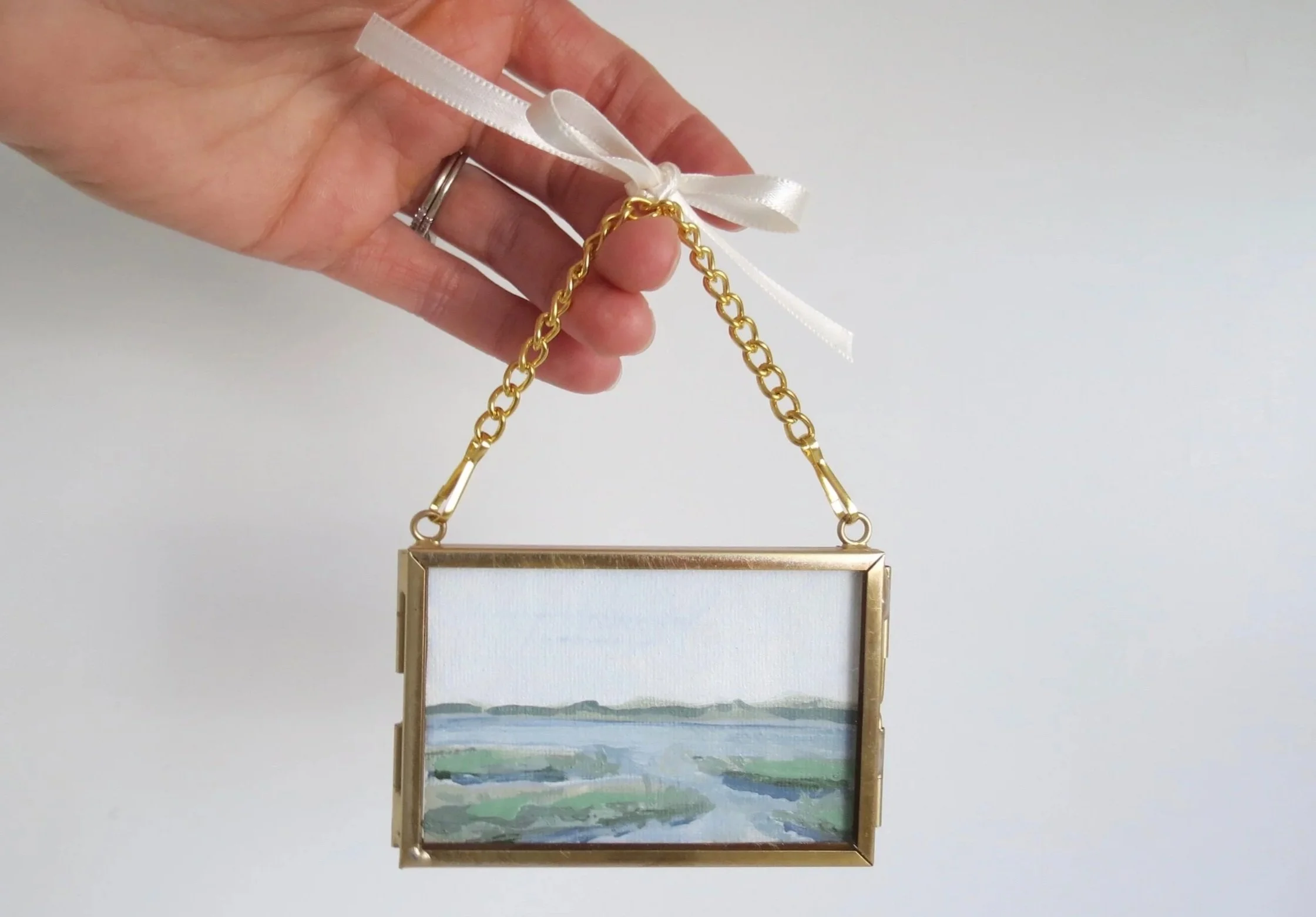 Ornament: "Linen Marsh III"