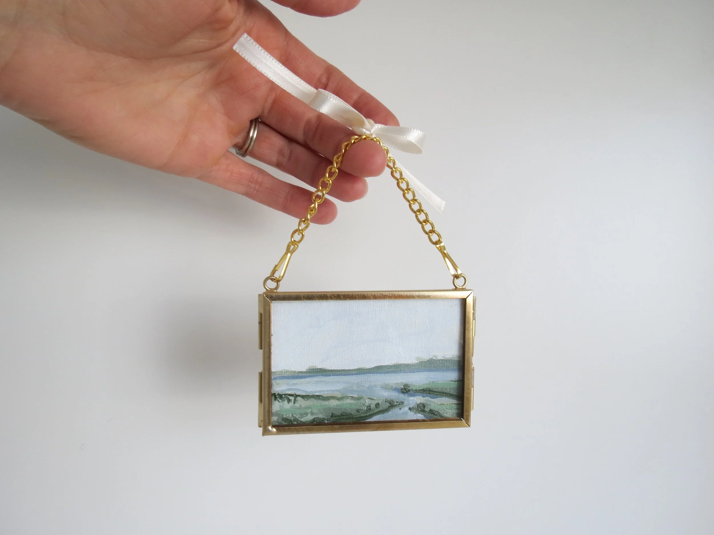 Ornament: "Linen Marsh II"