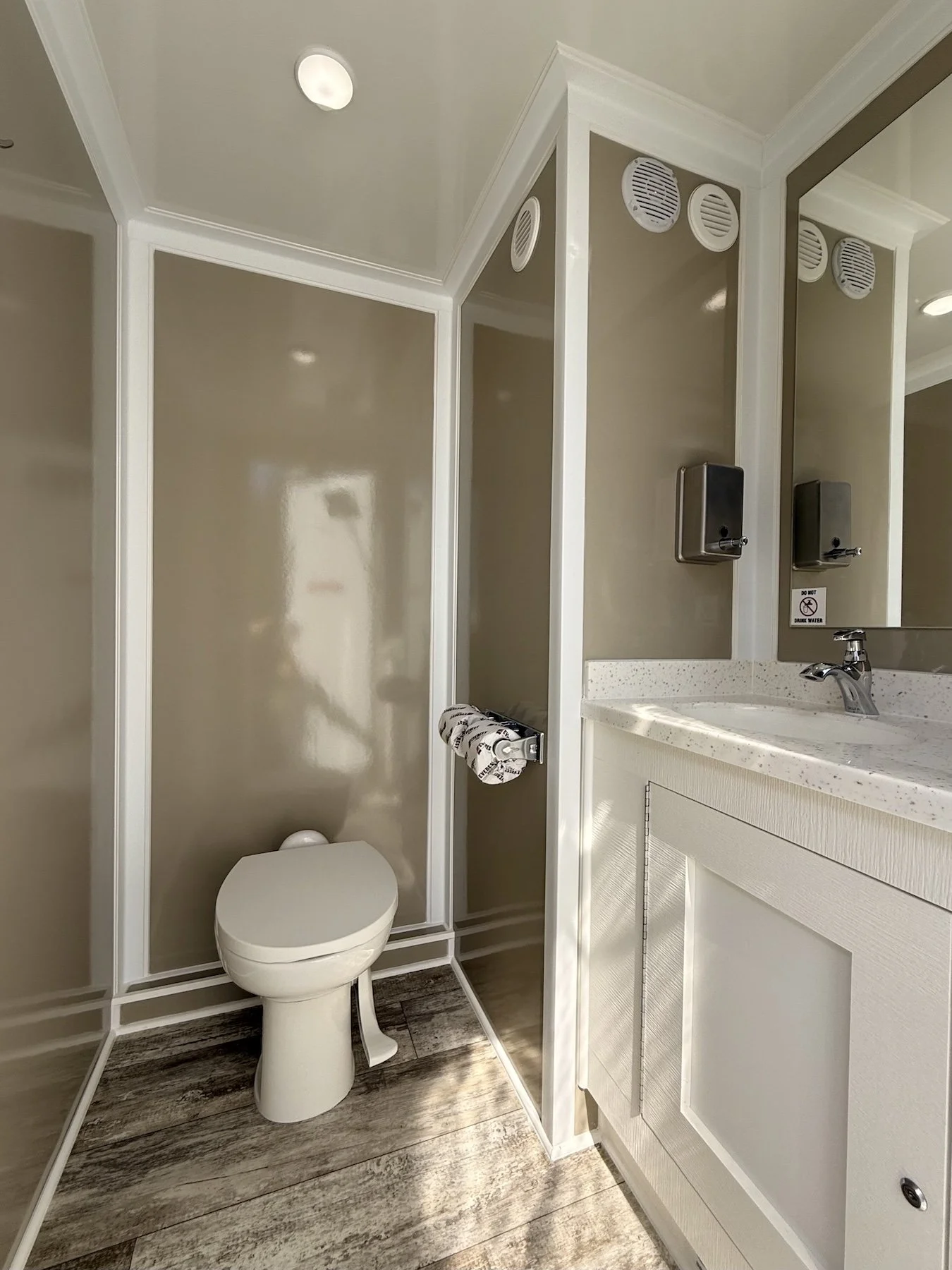 luxury portable toilet