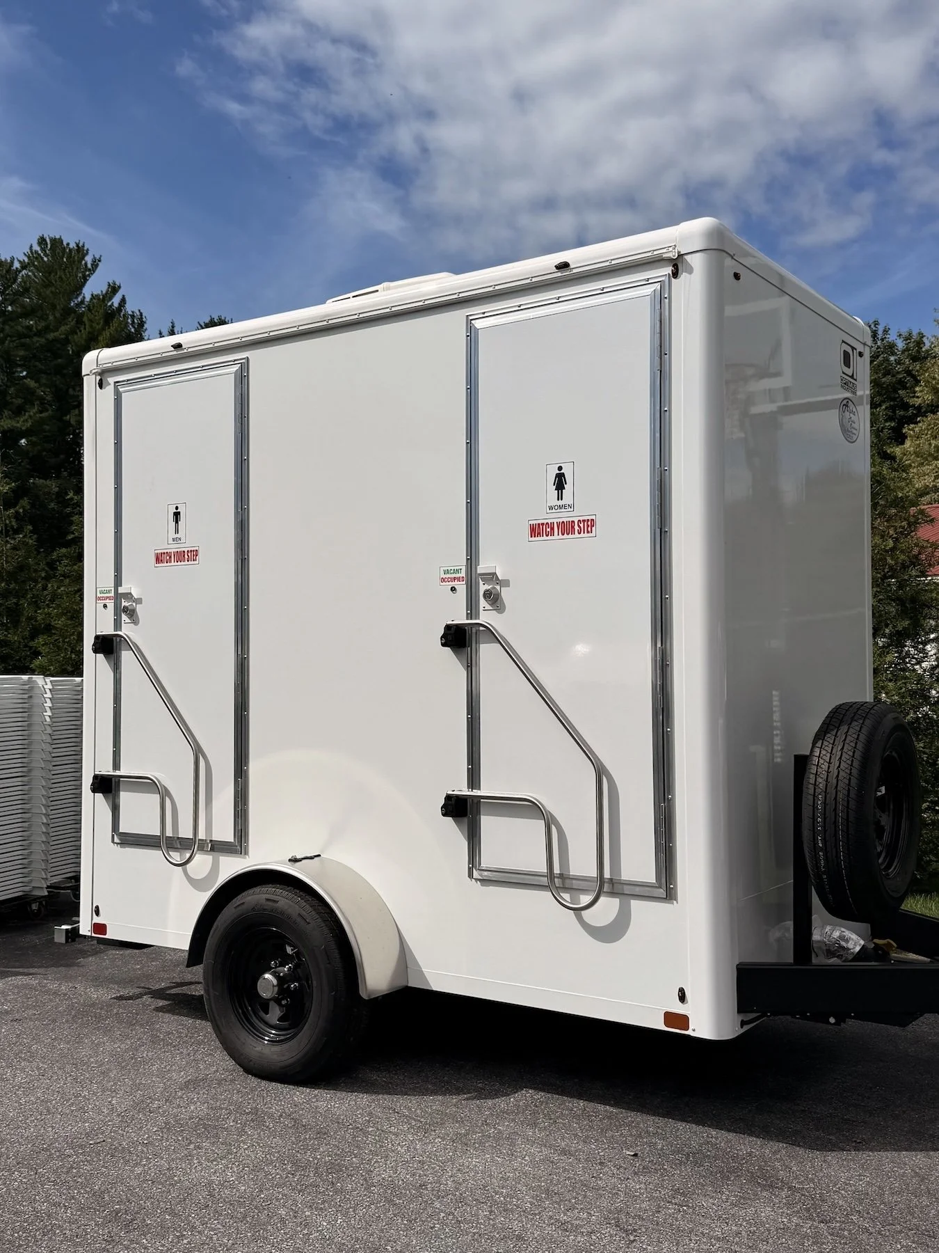 nice portable toilet trailer