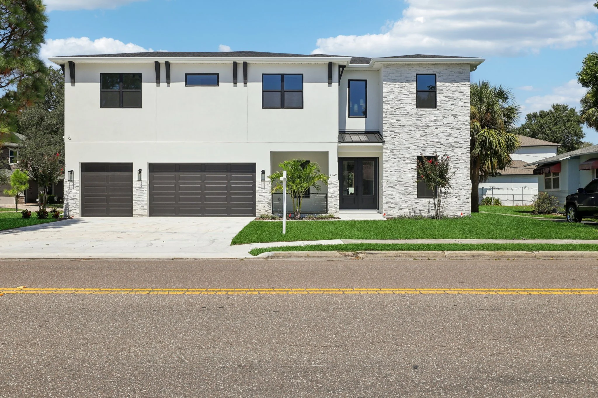 1-web-or-mls-W Euclid Ave-L2509-001.jpg