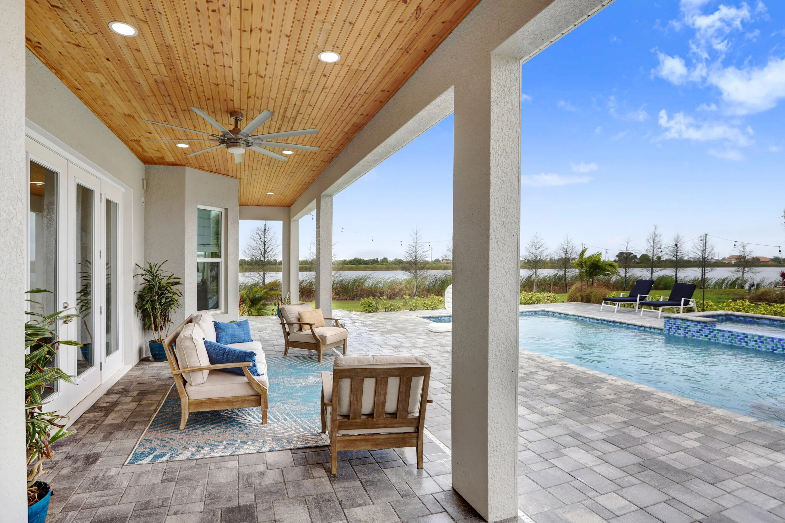 2014 Lost River Trail Ruskin-print-042-040-Patio-4200x2800-300dpi.jpg