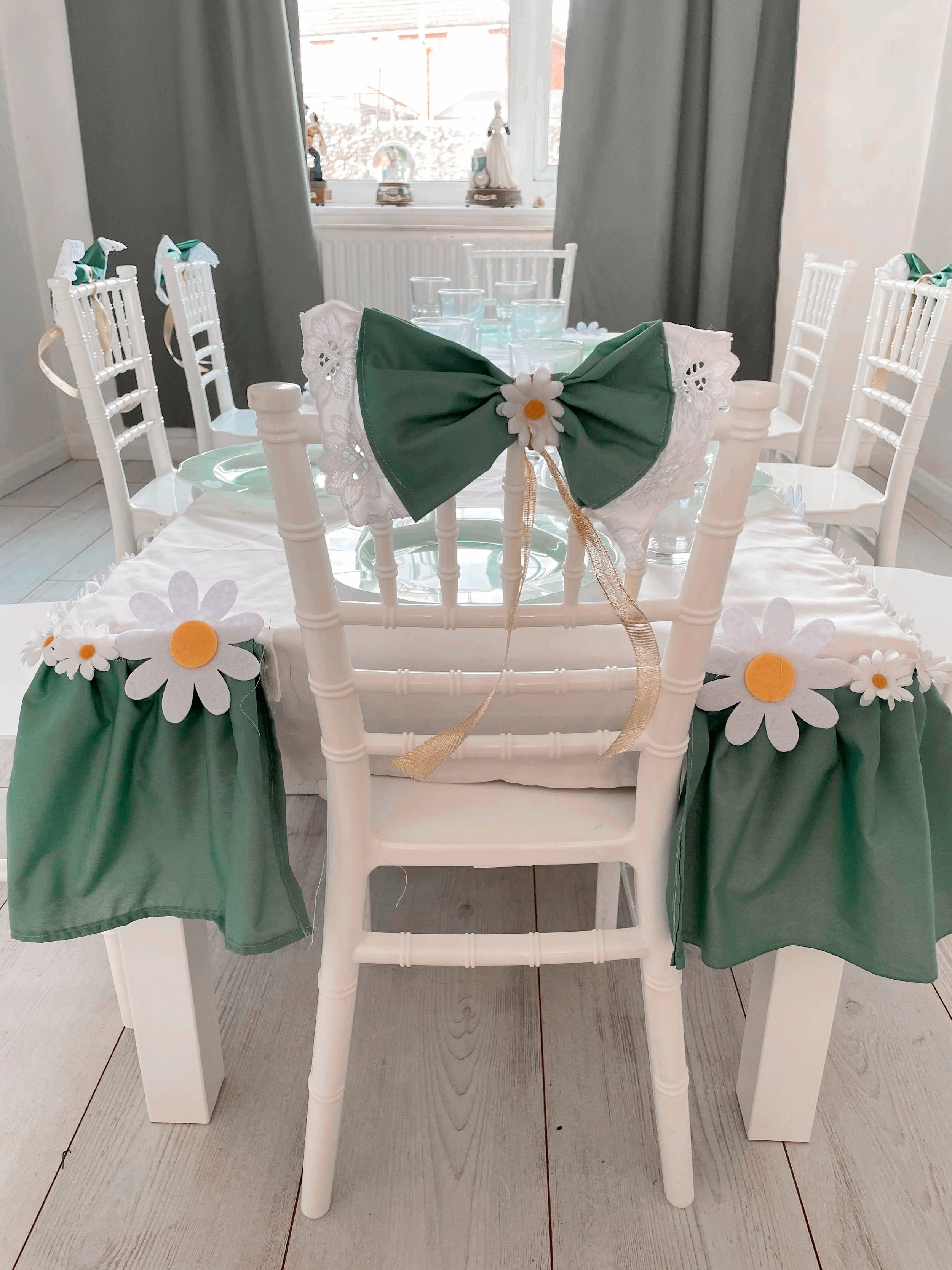 Hire Kids Table and Chairs in Ipswich